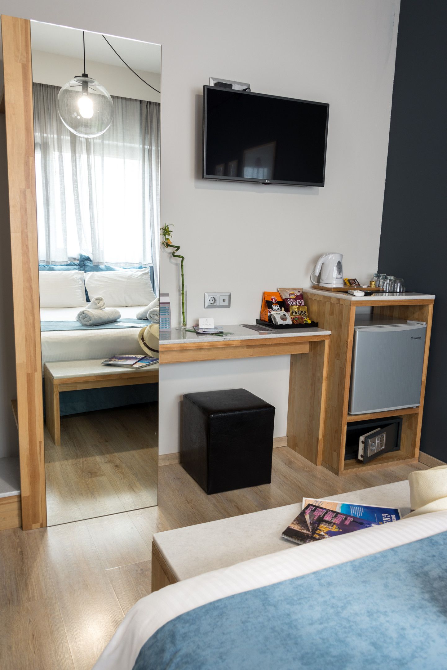 Be My Guest Athens - EDR - 5
