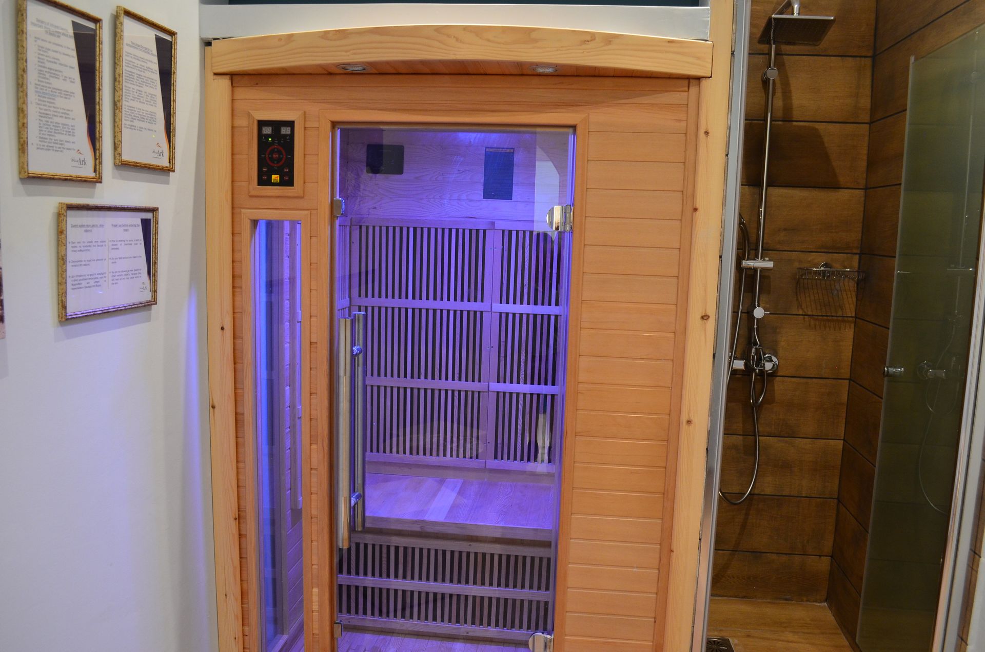 Blue Ark Lavish Sauna Suite Athens - BLARSU - 8