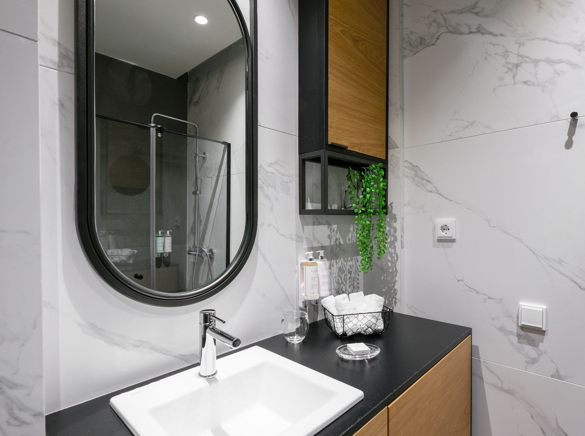 Olvios Luxury Suites & Lofts - ATA - 9