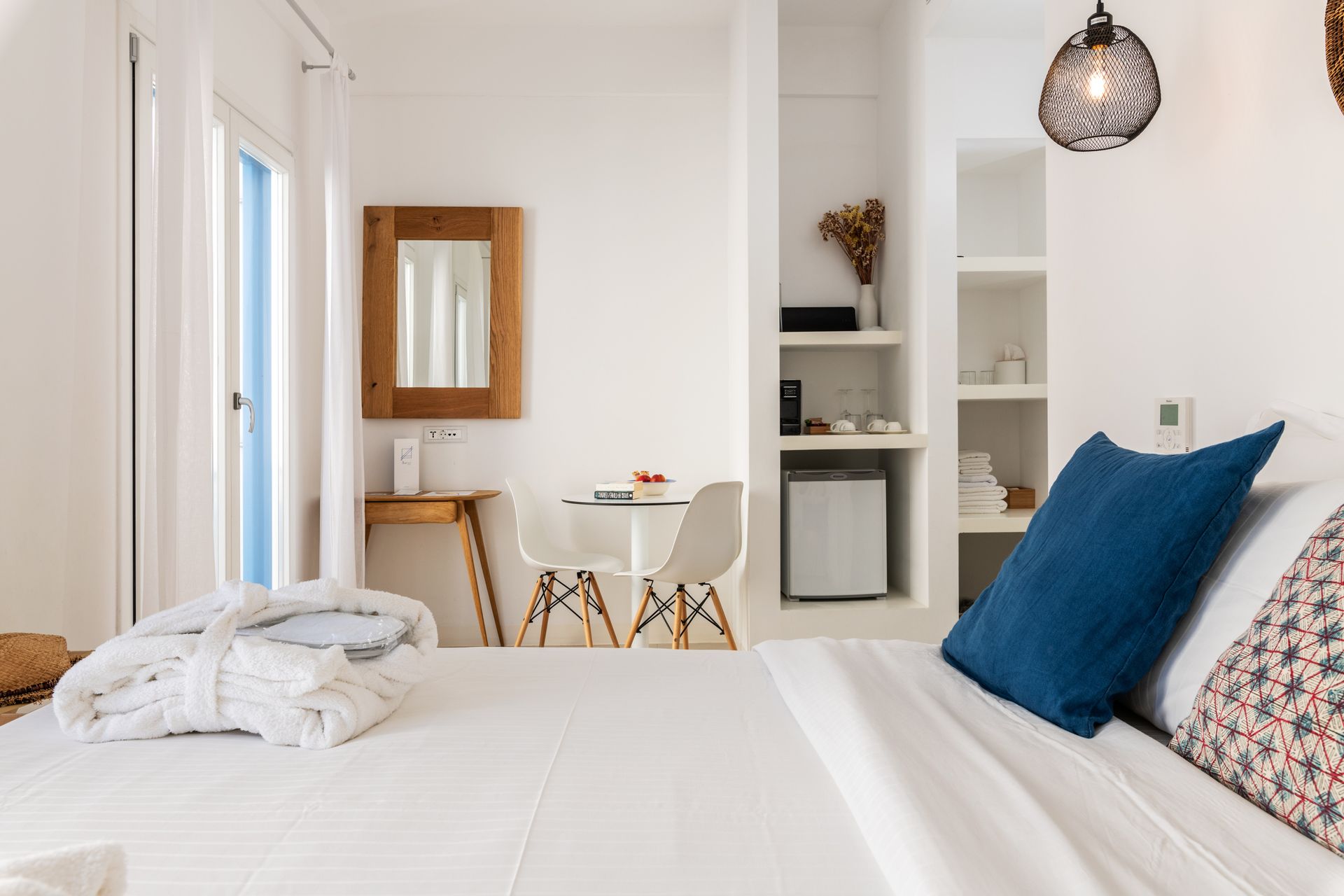 Junior Suite with Street View