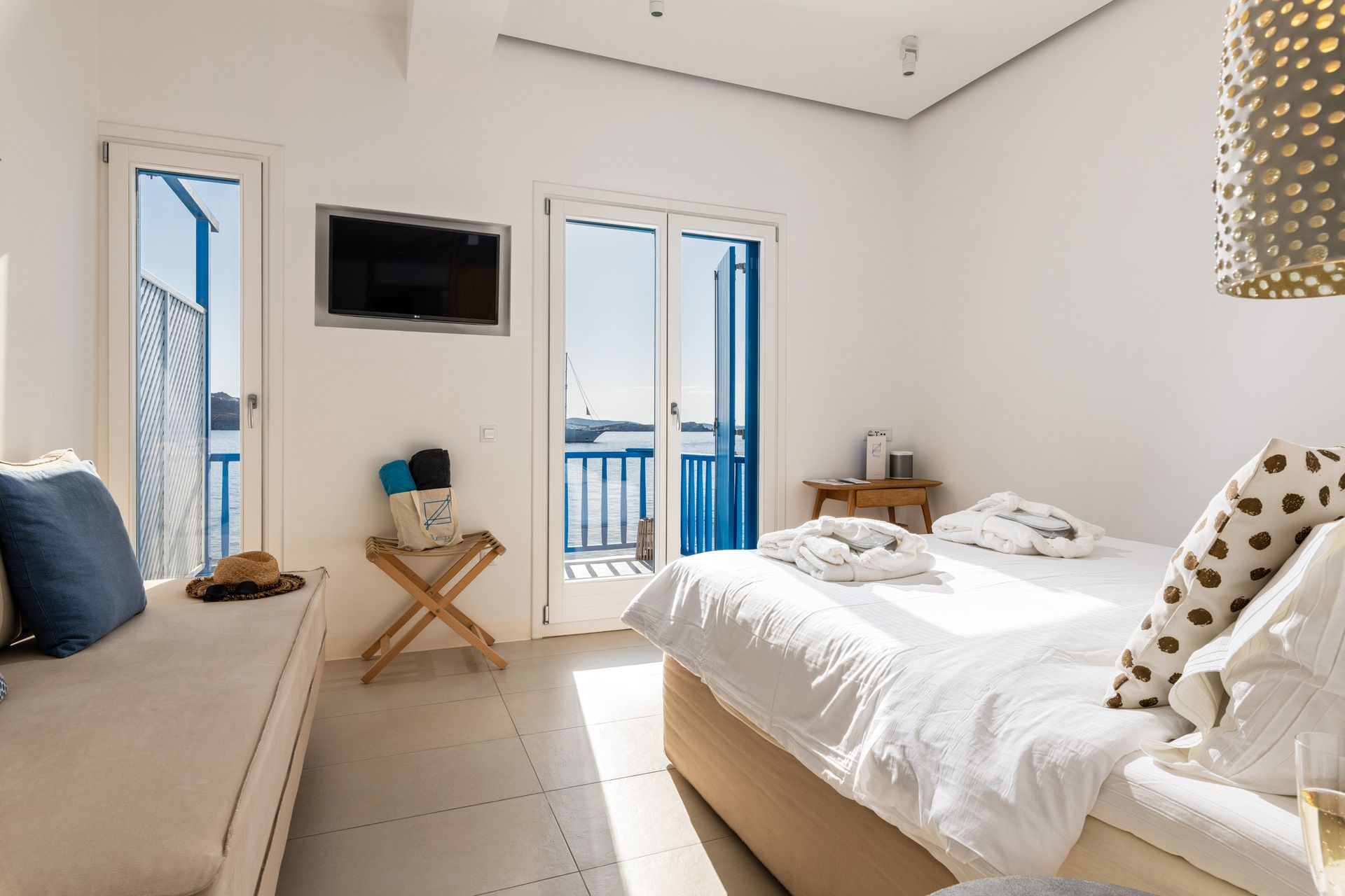 Deluxe Suite with Sea View