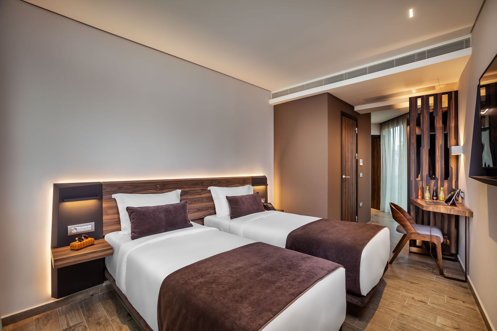 Family (Single+Twin Bed) Connected Suite City View