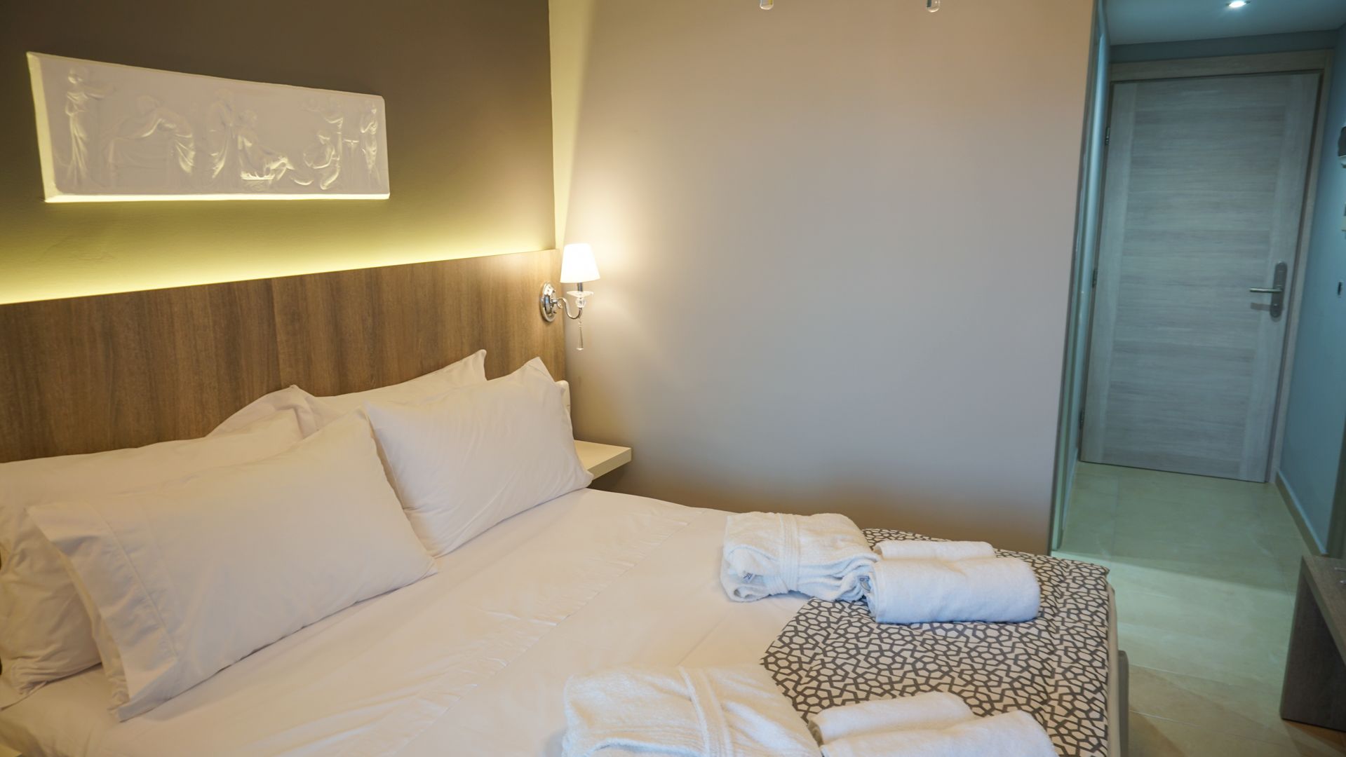 Agnes Deluxe Hotel - D2COM - 2
