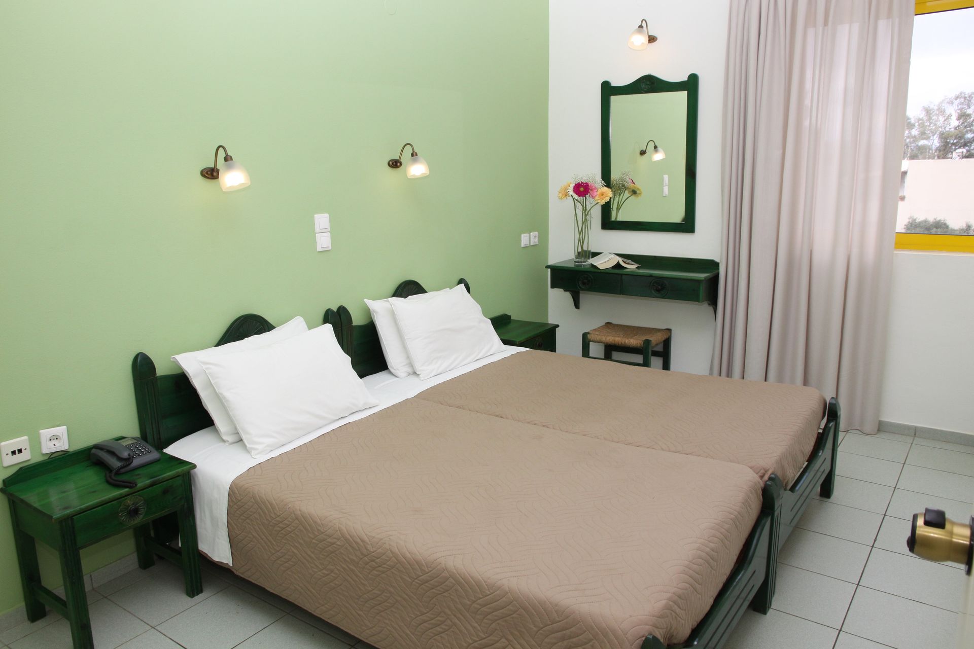 One Bedroom Apartment