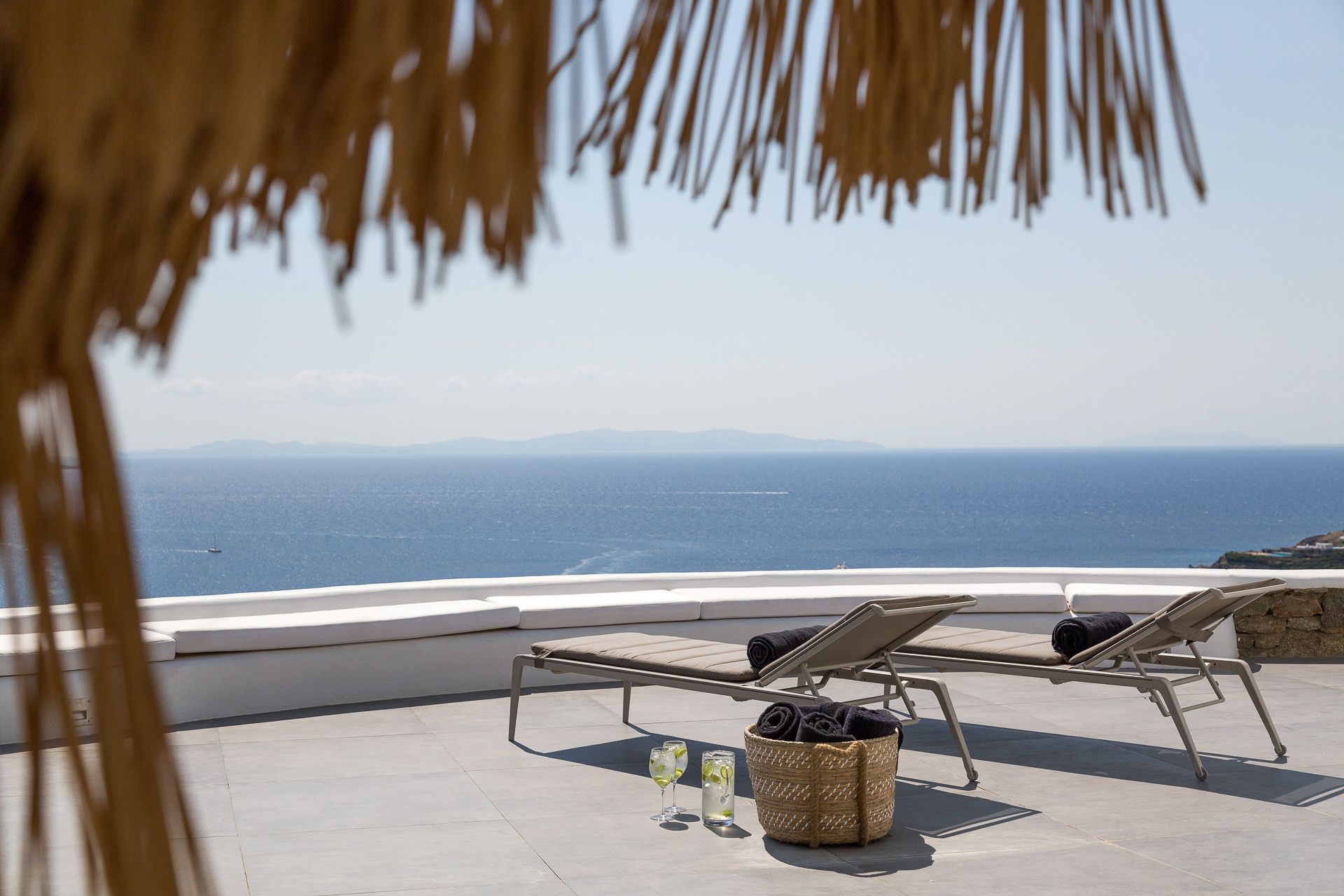 Mykonos Feelings - WHITE - 2