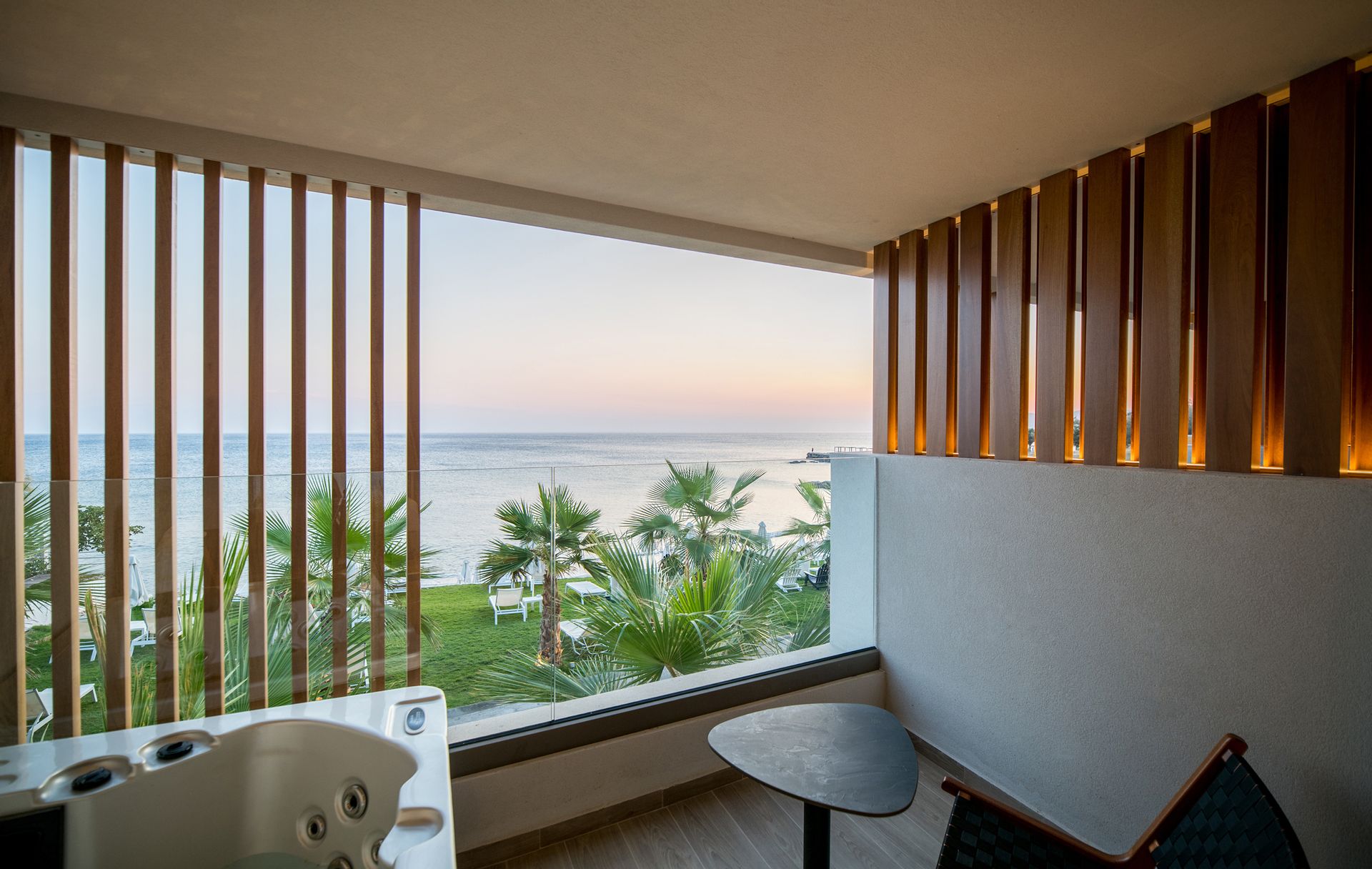 AKASHA Beach Hotel & Spa - DBJ - 4