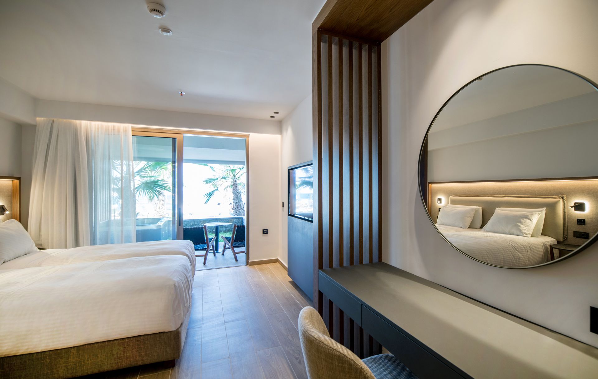 AKASHA Beach Hotel & Spa - DBJ - 5