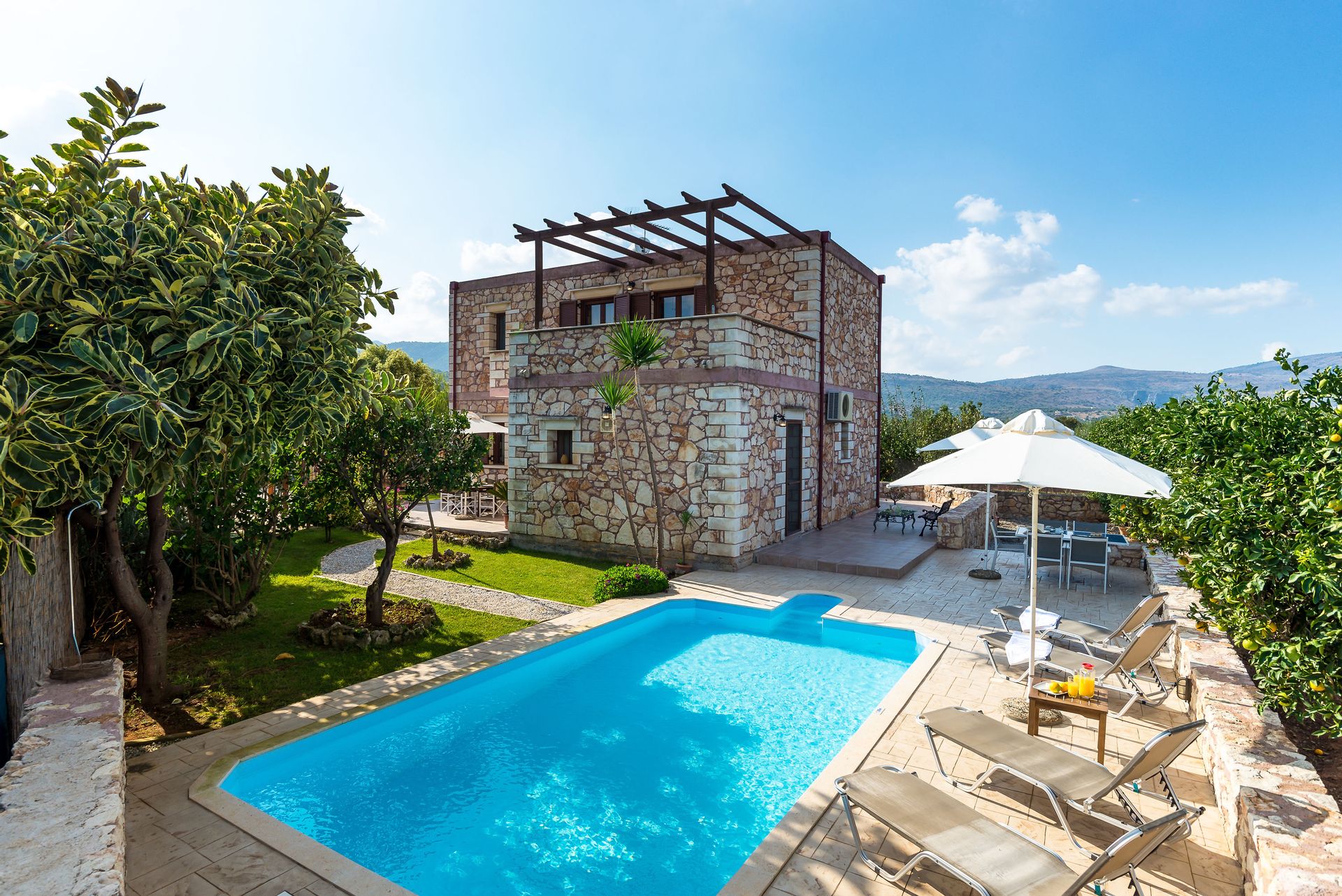 Pure Crete - CHRYSS - 1