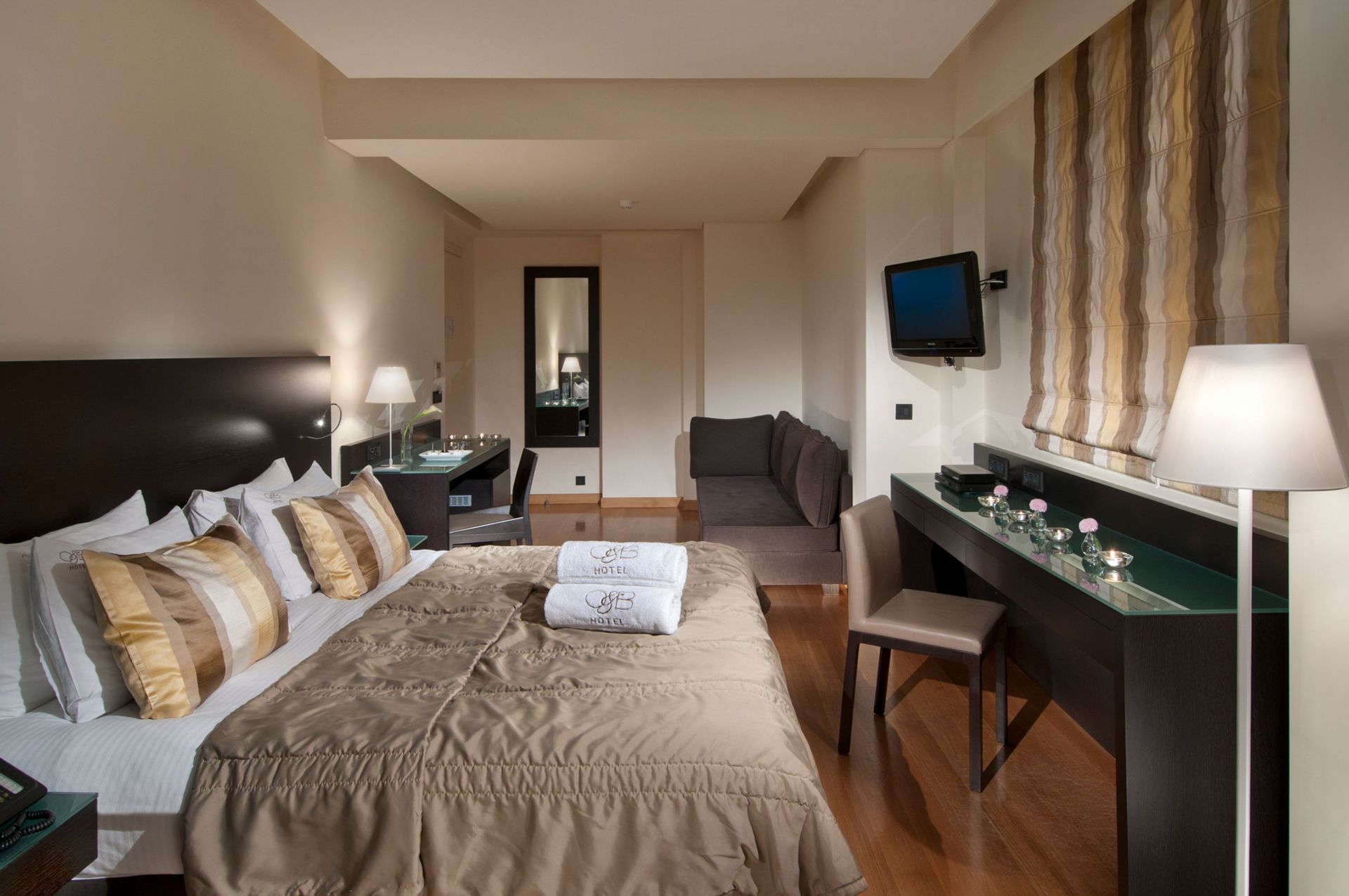 O&B Athens Boutique Hotel - GRANDS - 6