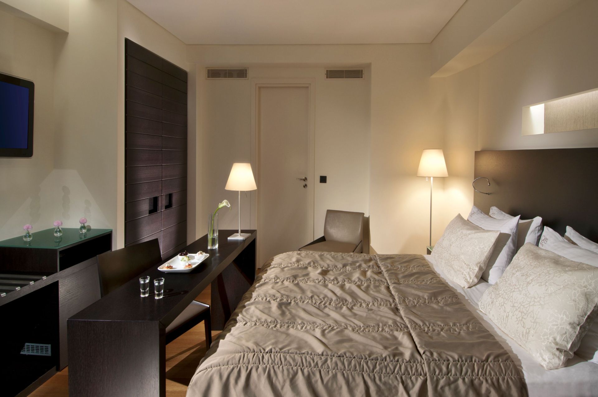 O&B Athens Boutique Hotel - ACRPET - 3