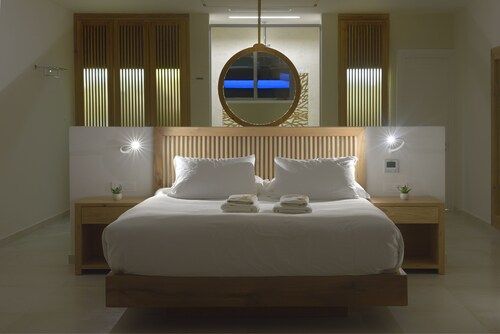 Anax Suite with Private Pool