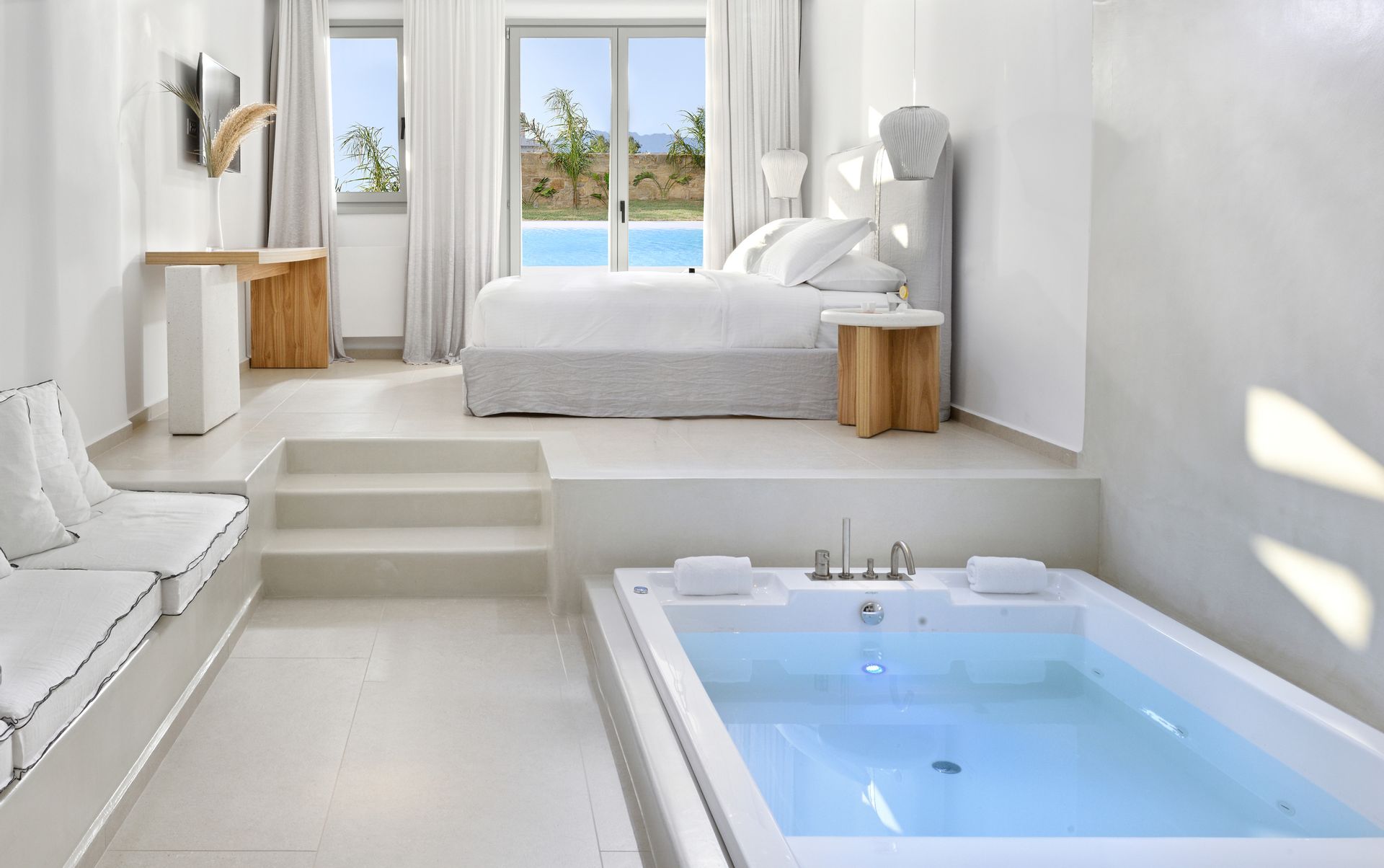 Superior Suite with indoor Jacuzzi & Outdoor pool