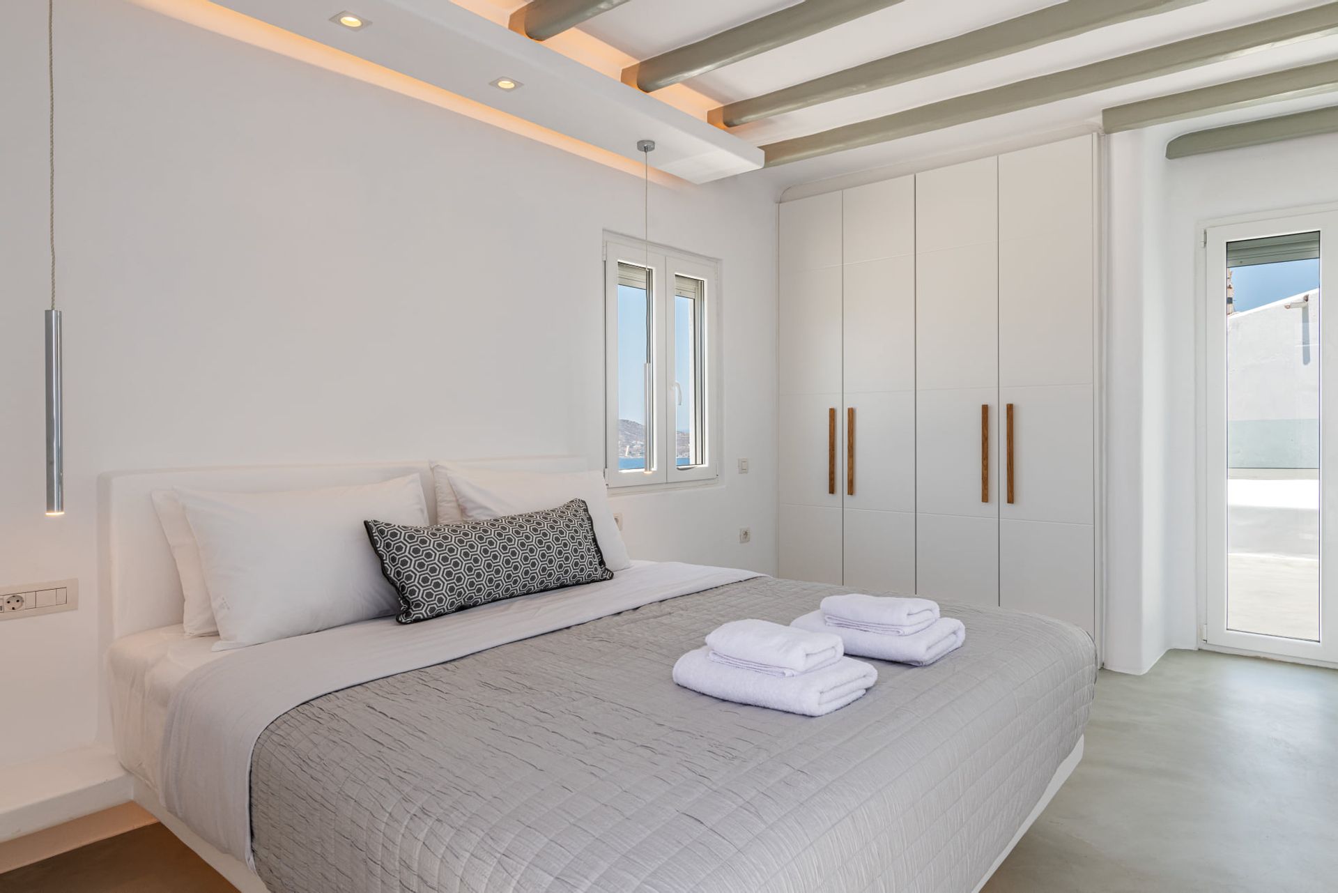 Mykonos Feelings - XENIA - 6