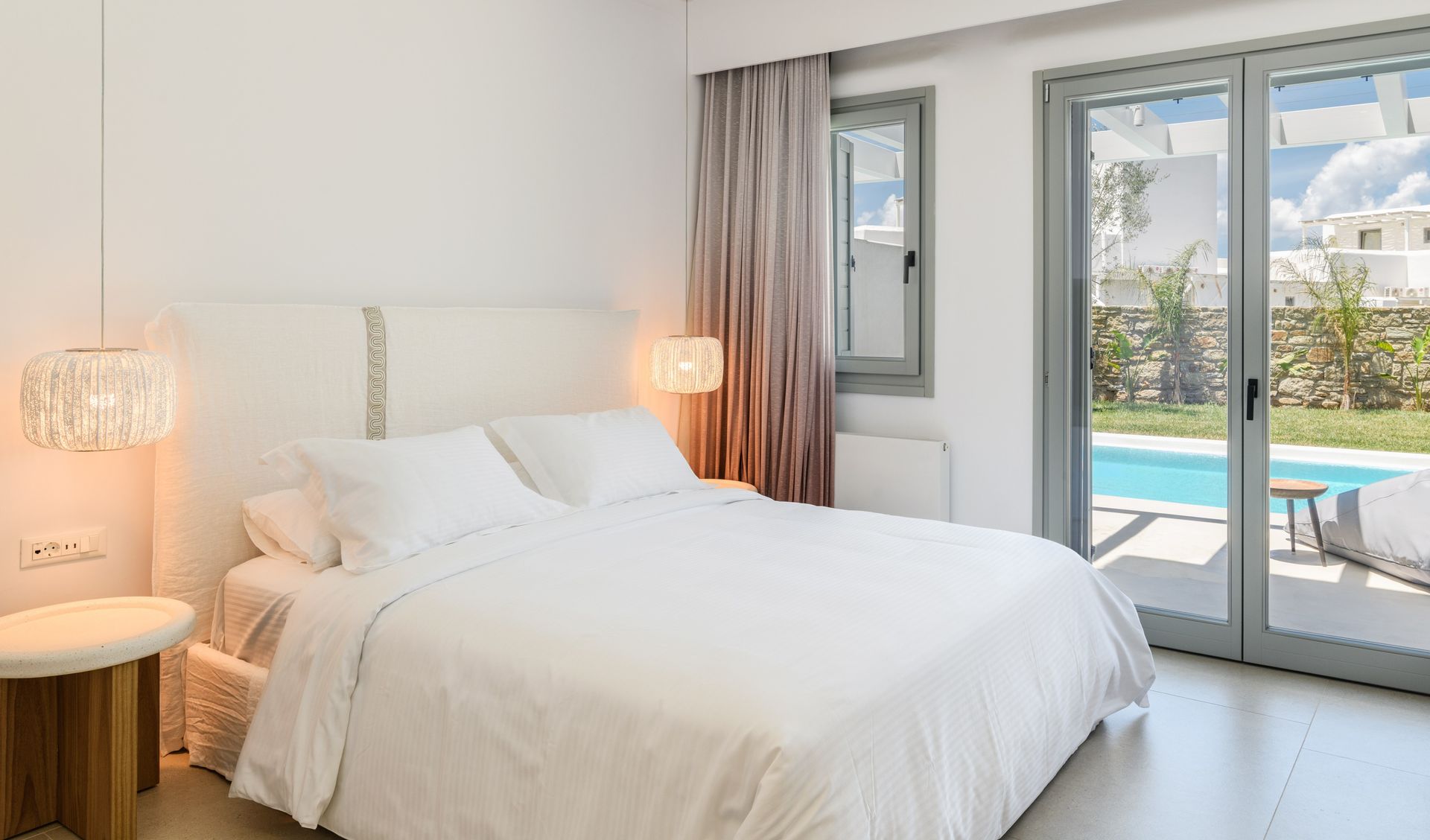 Superior Suite with Outdoor pool