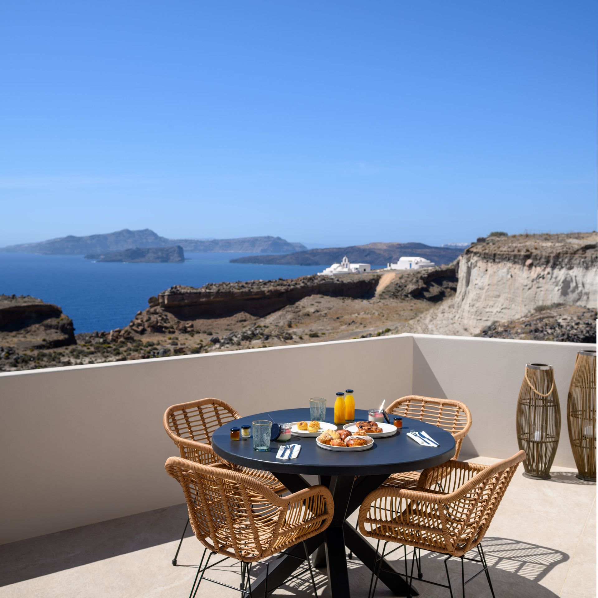 Caldera view suites with outdoor hot tub