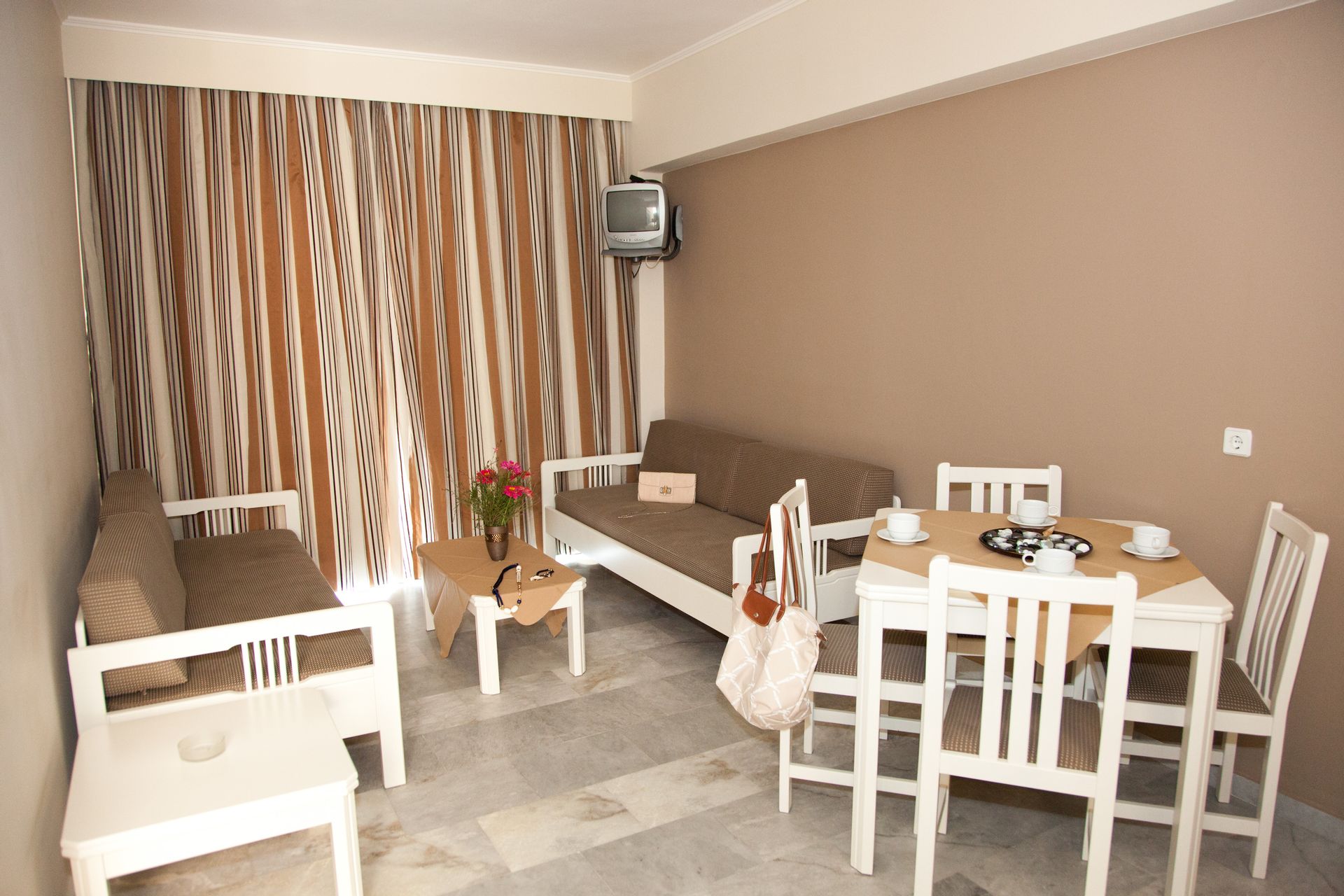 Standard Apartment (Semi – Basement)