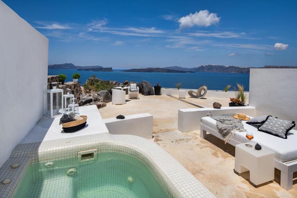 Sapphire Suite – Hot Tub – Sea View