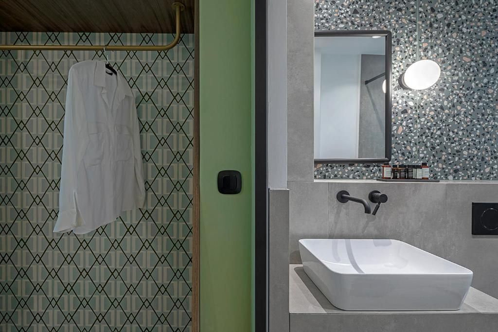 Acro Urban Suites Athens - KS - 2
