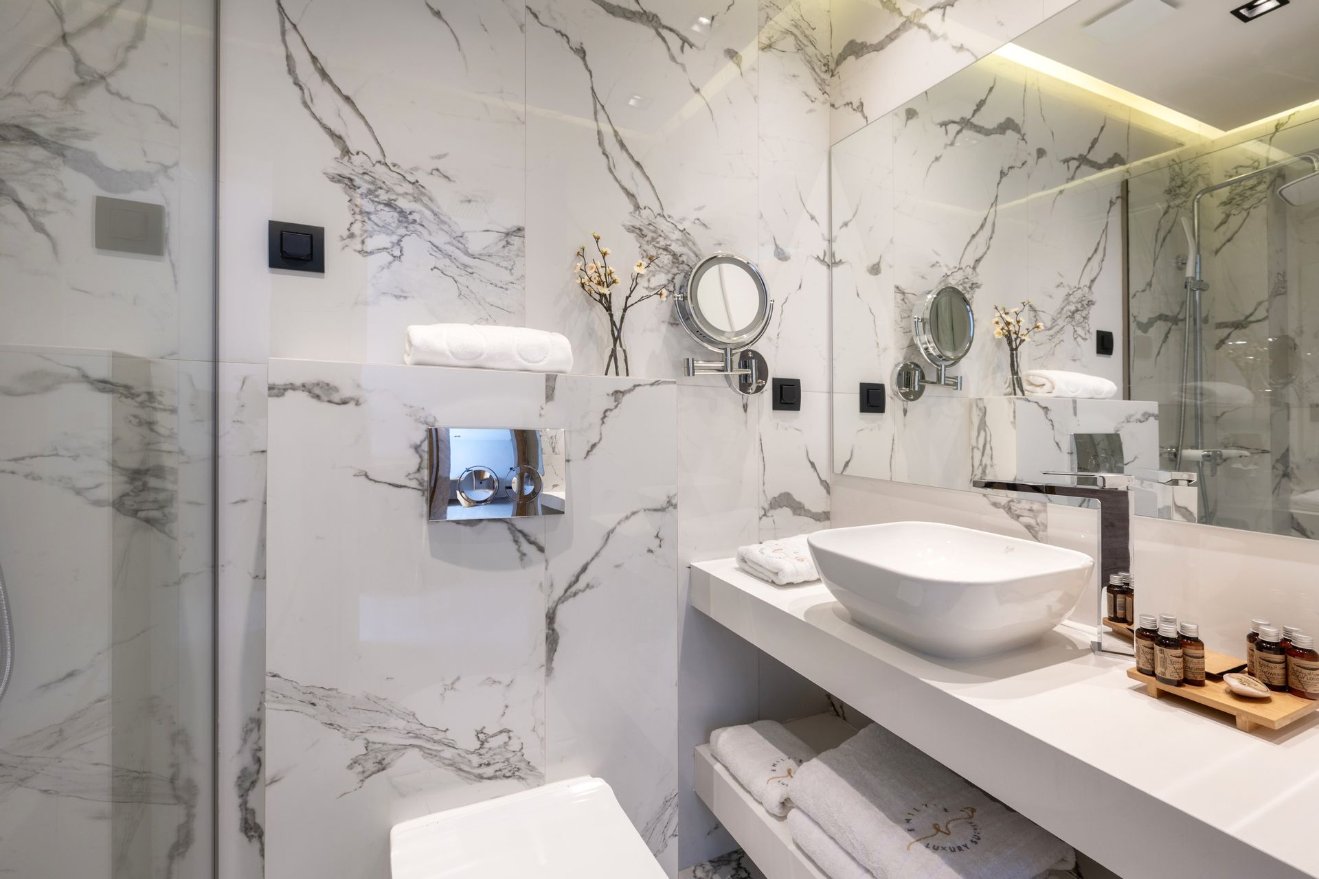 Emily’s Luxury Suites - DBLGVJ - 7