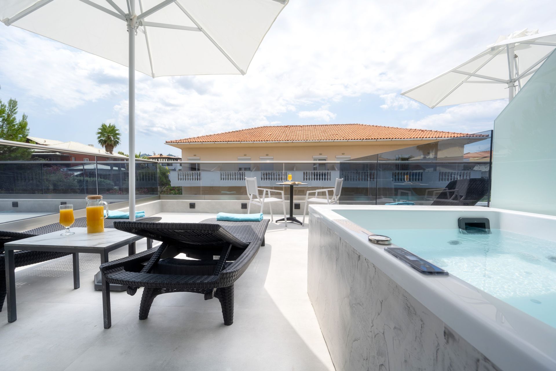Emily’s Luxury Suites - DBLGVJ - 8
