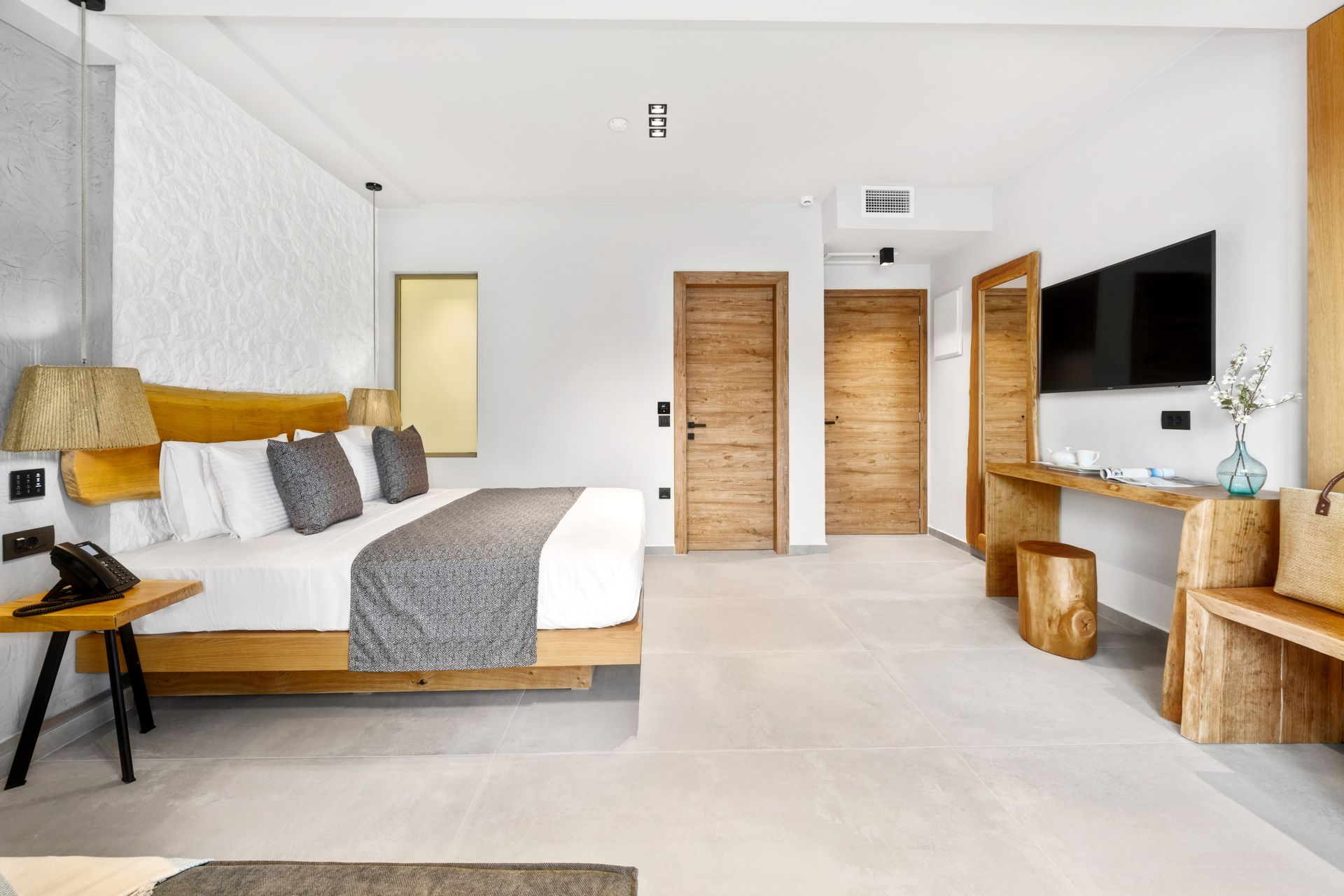 Emily’s Luxury Suites - TRIGVJ - 3