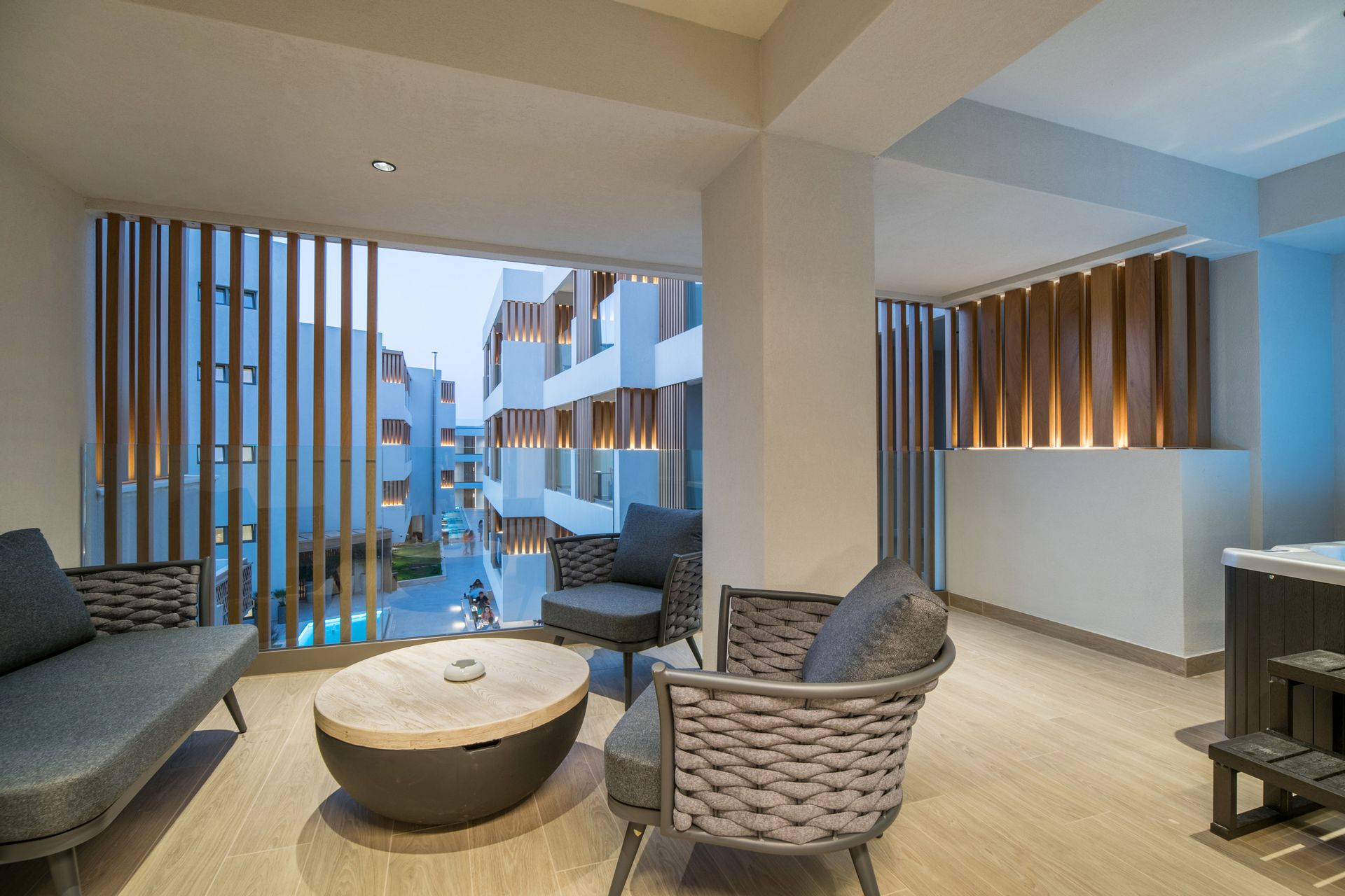 AKASHA Beach Hotel & Spa - AZSJ - 5