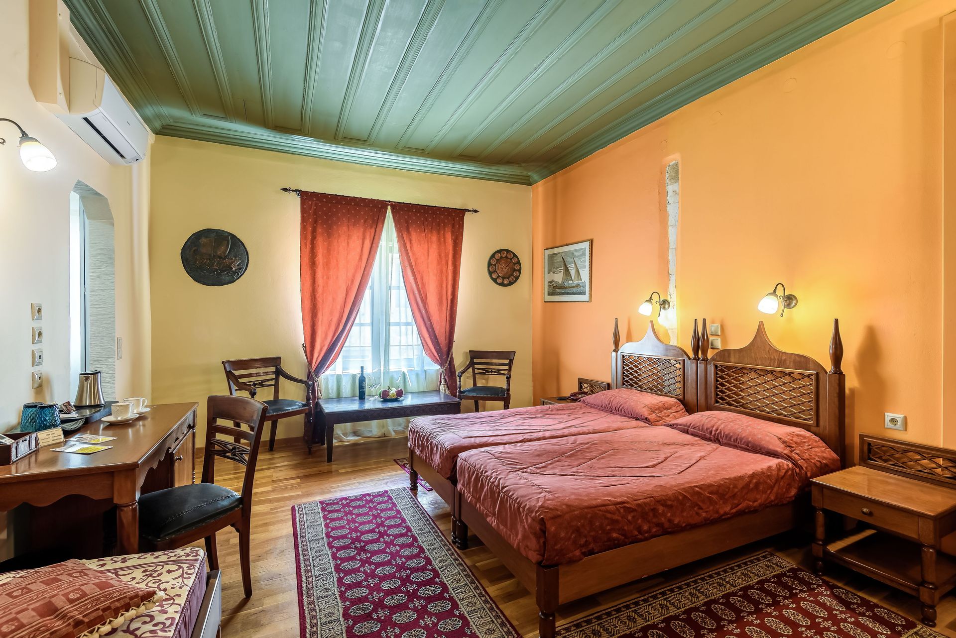 CLASSIC ROOM