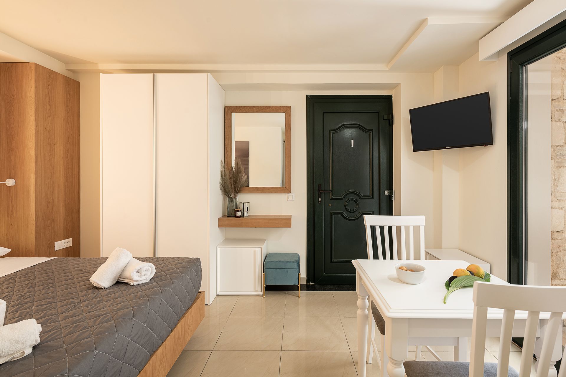 Superior Apartment (up to 4 guests)