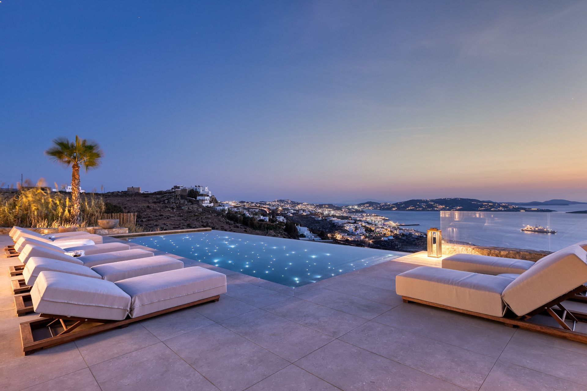 Mykonos Feelings - AERIE - 2