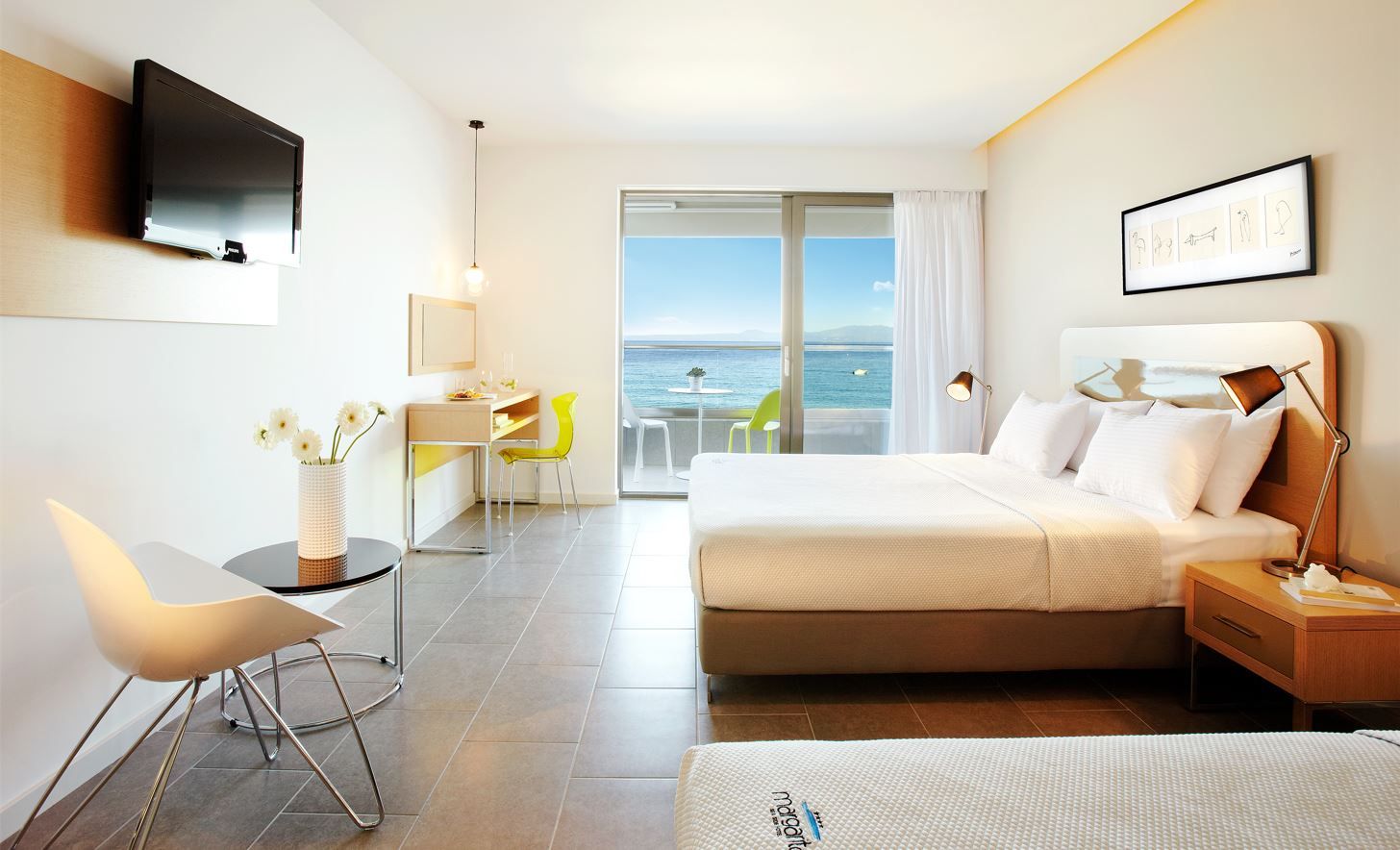 Deluxe Room with Sea View