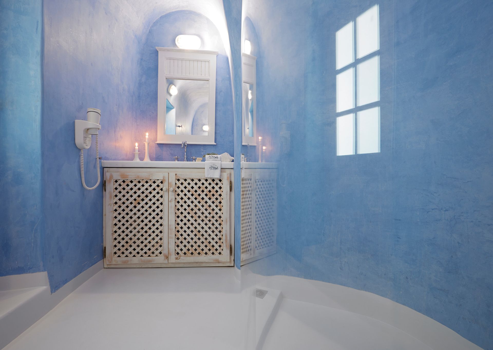 Atrina Santorini - EXCJ - 13
