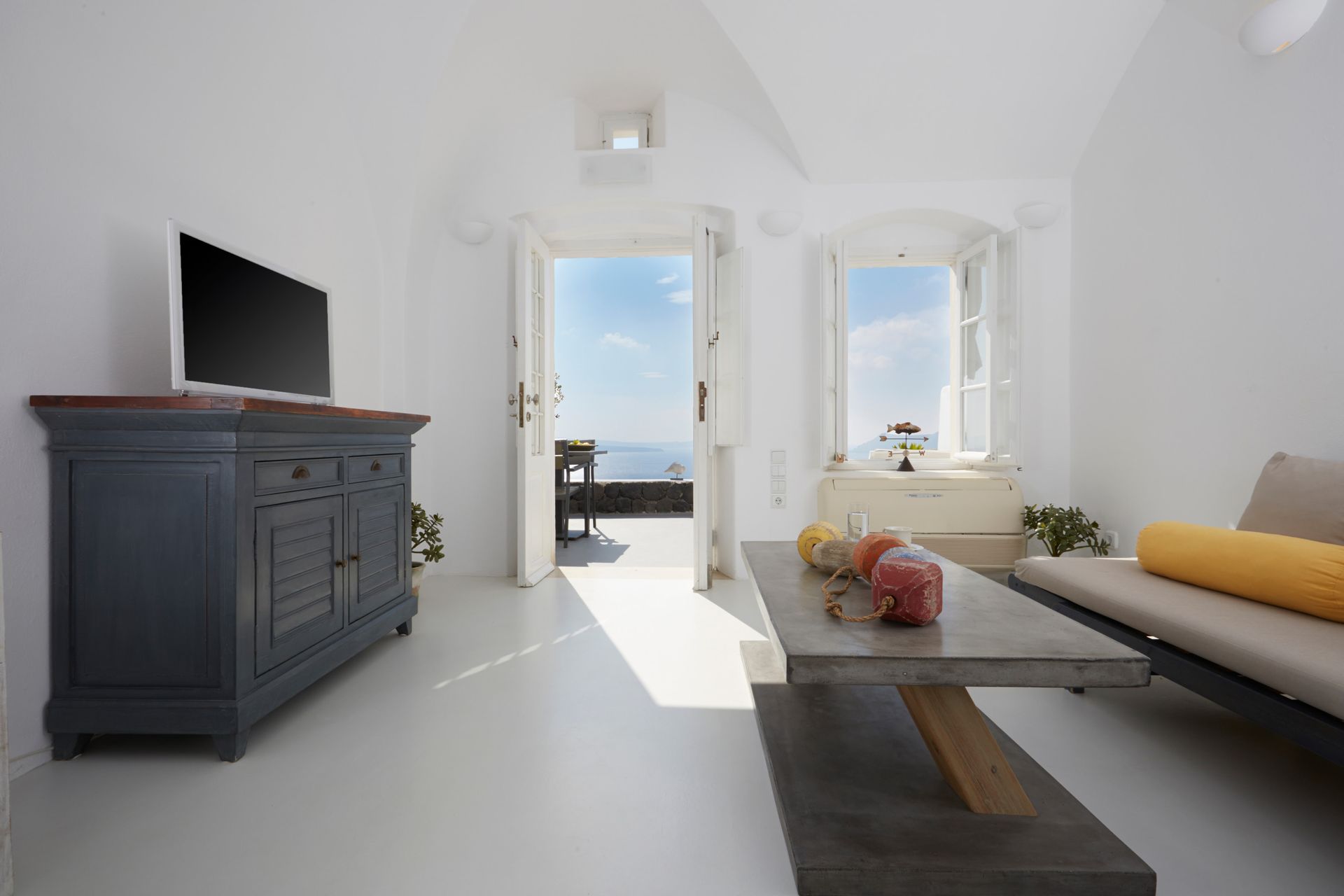 Atrina Santorini - EXCJ - 18