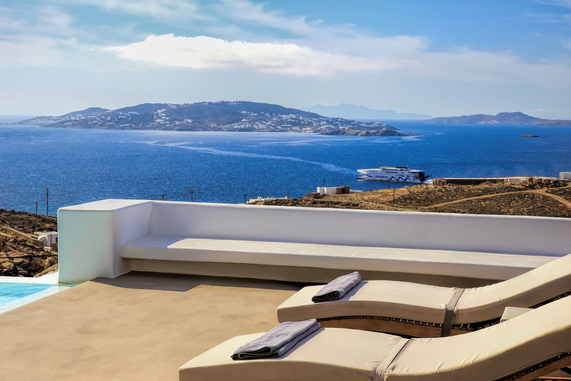 Mykonos Feelings - VOGUE - 18