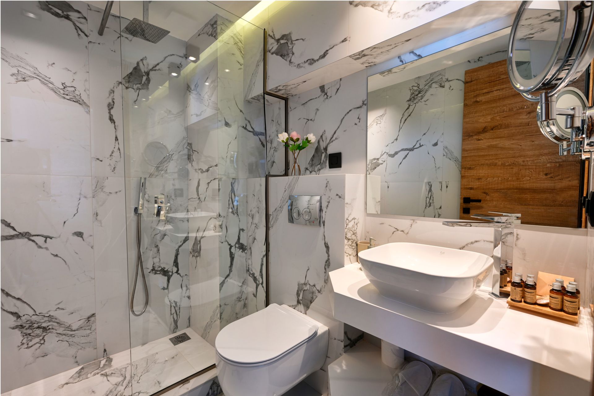 Emily’s Luxury Suites - JSSVJ - 6