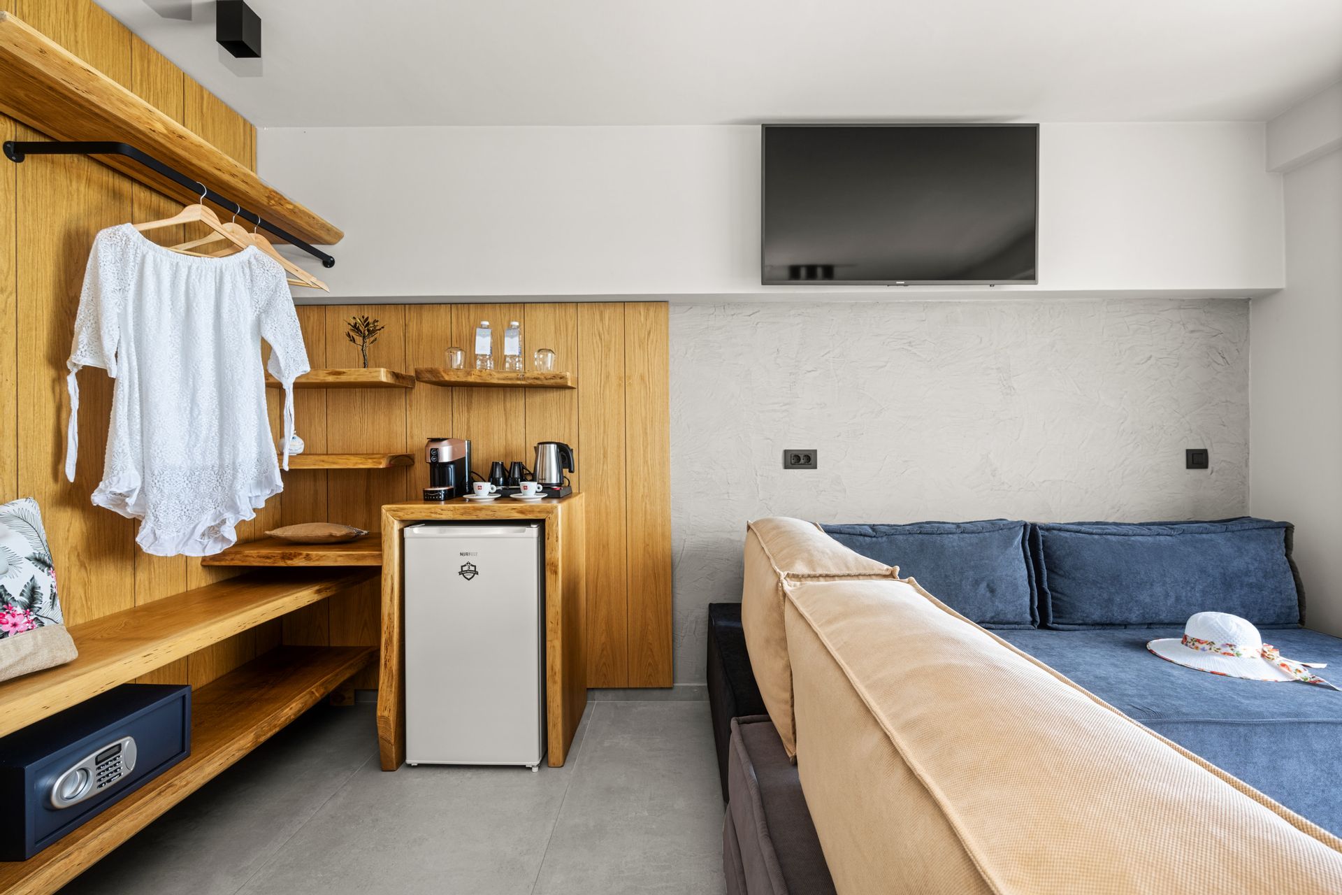 Emily’s Luxury Suites - JSSVJ - 2