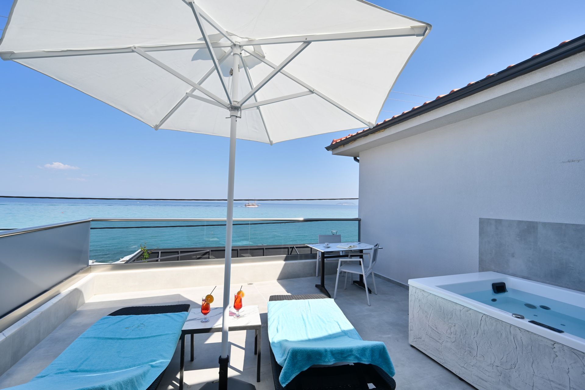 Emily’s Luxury Suites - JSSVJ - 3