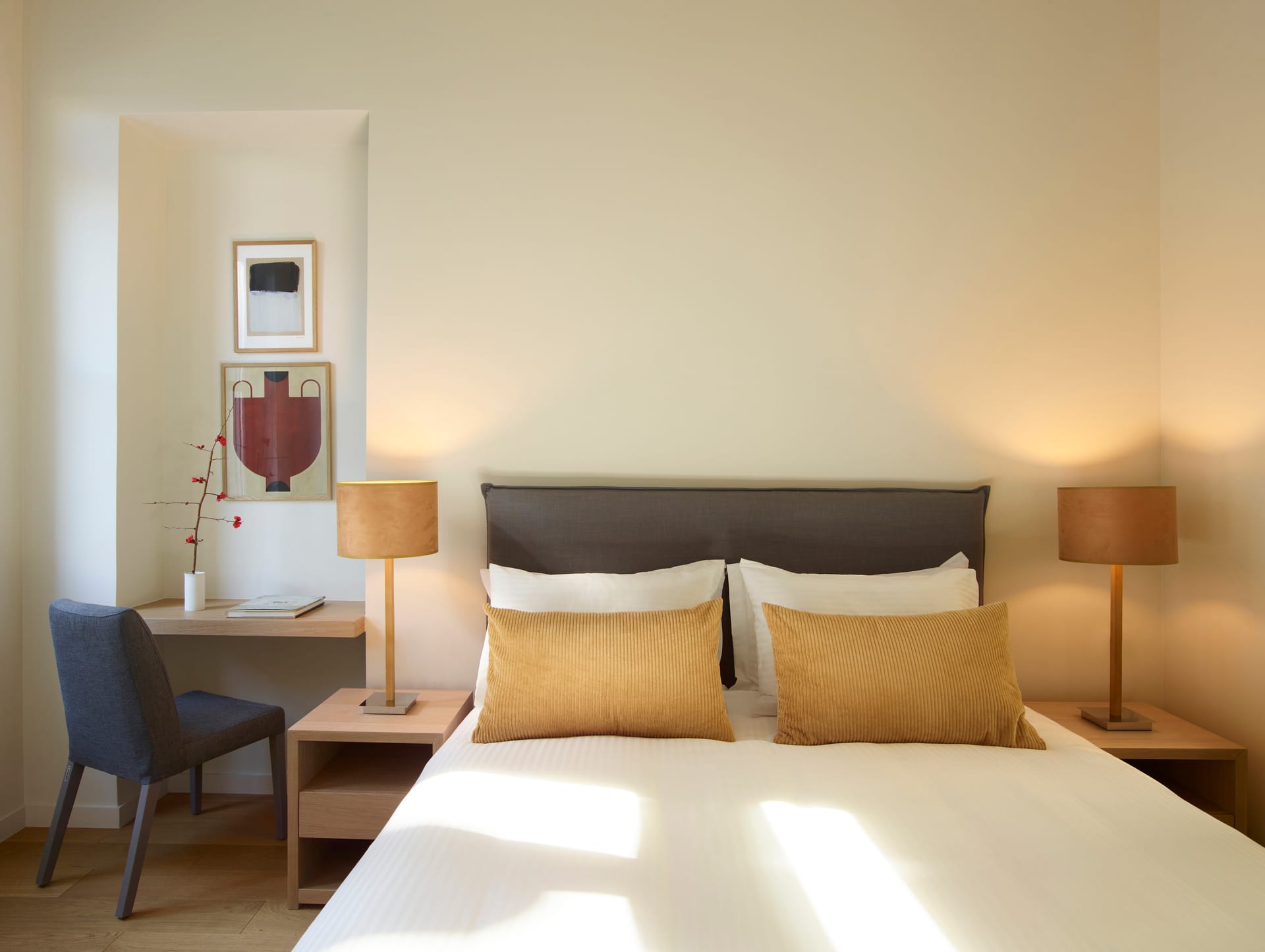 Apartment M