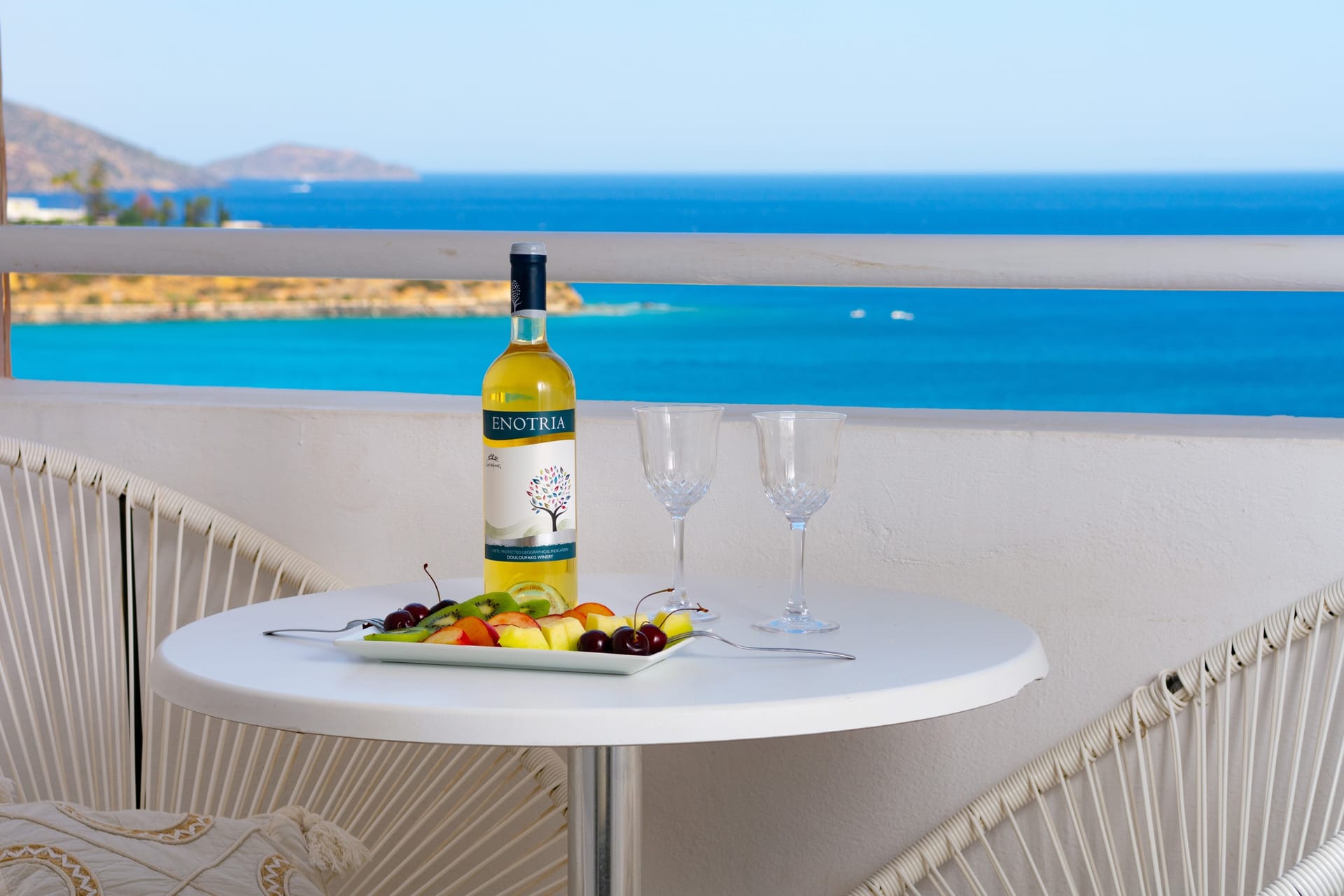 Suite with Sea View 12
