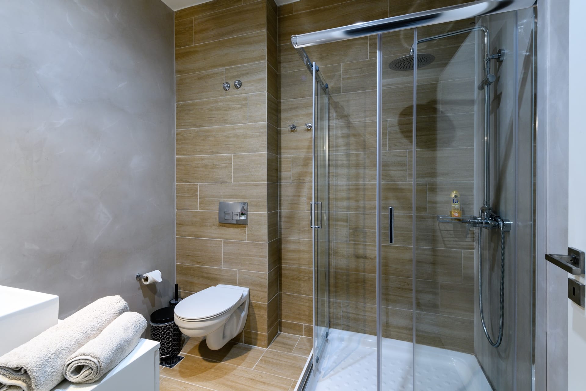 Bellevue Suites - STUDA6 - 8