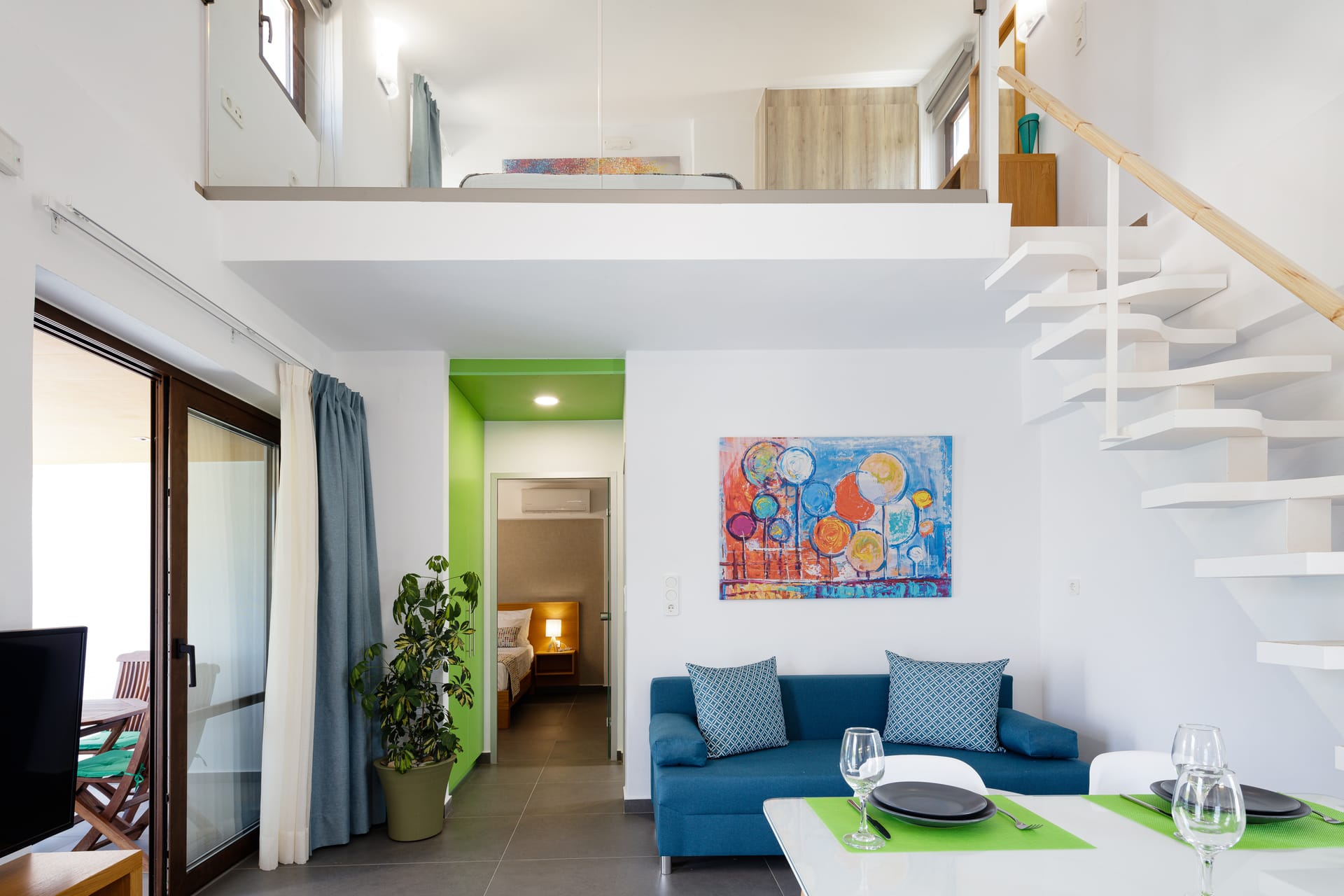 Two Bedroom Apartment with Pool View
