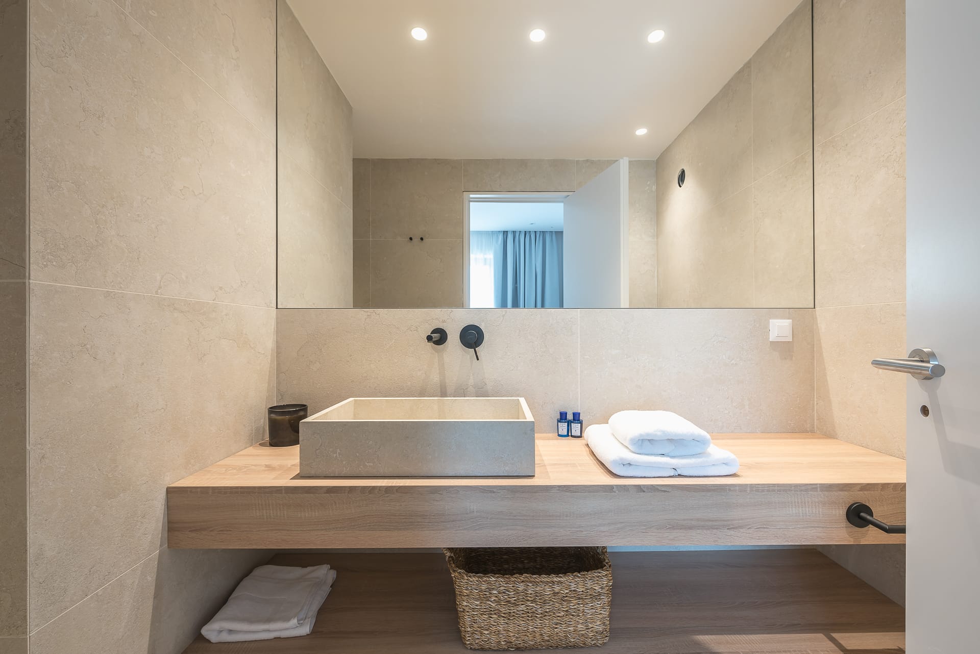Ceramian Athens - EX32 - 7