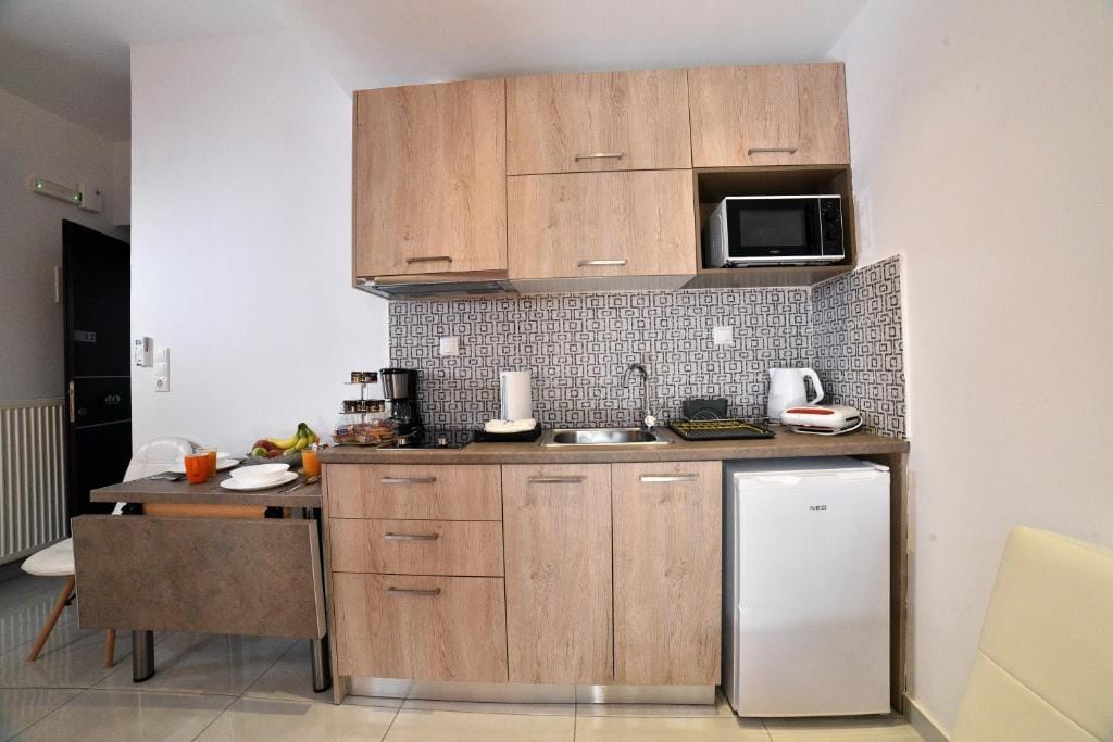 Central Athens Studios - STUAPT - 5