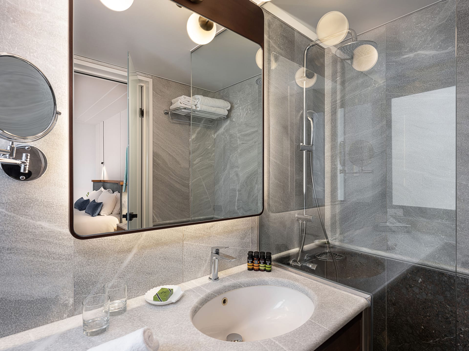 Avra City Hotel - DLX - 8