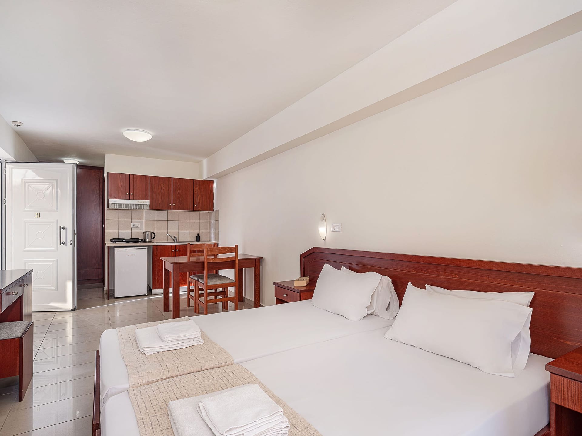 Artemis Apartments - BUDGET - 7