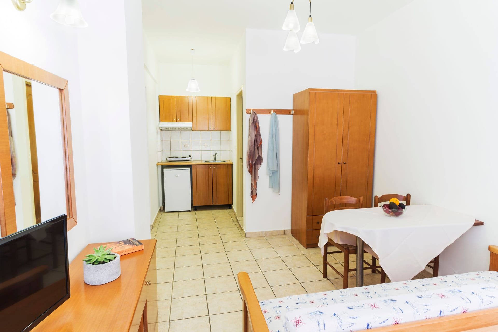 Artemis Apartments - STUDIO - 3