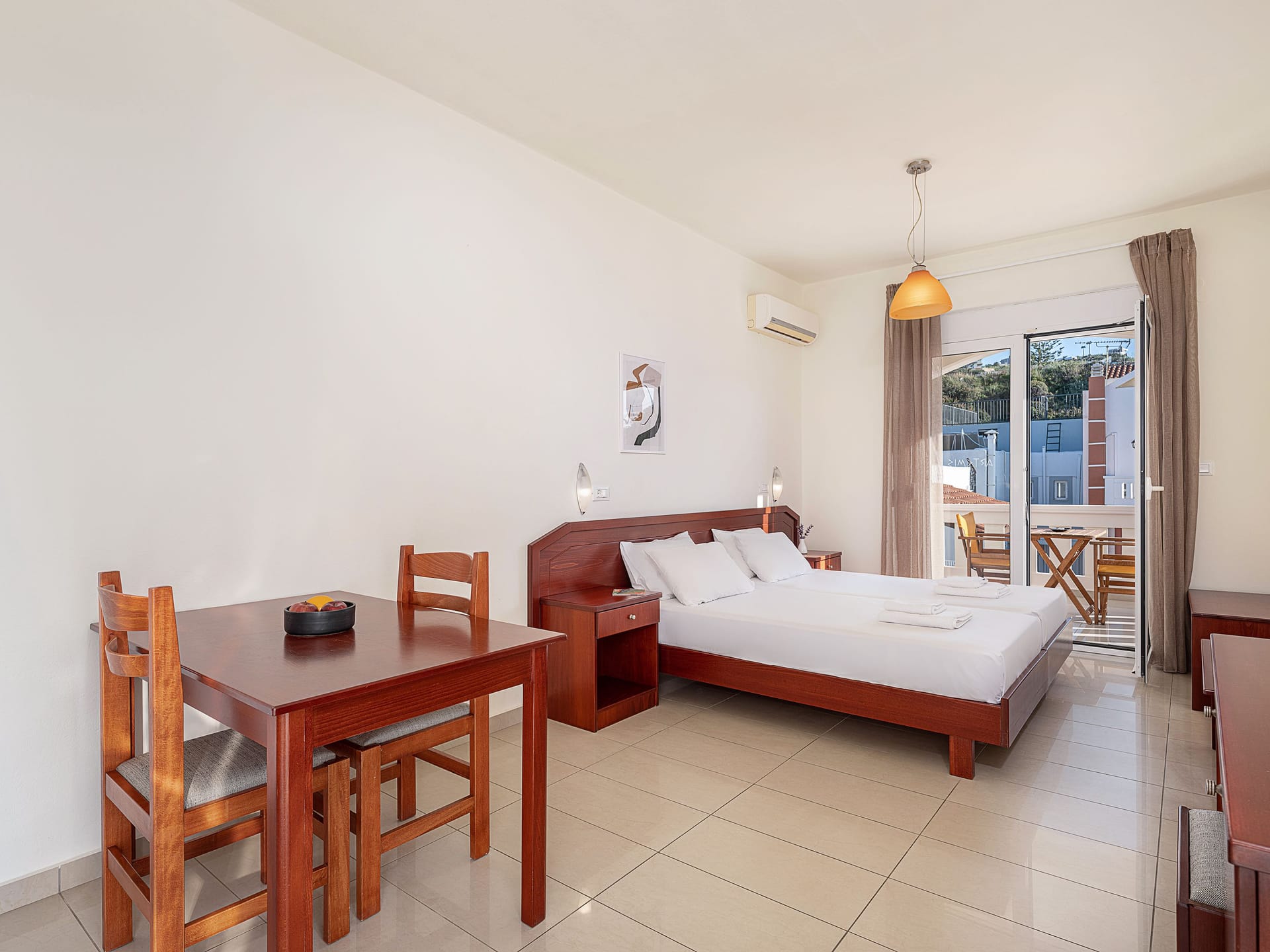 Artemis Apartments - STPV - 2