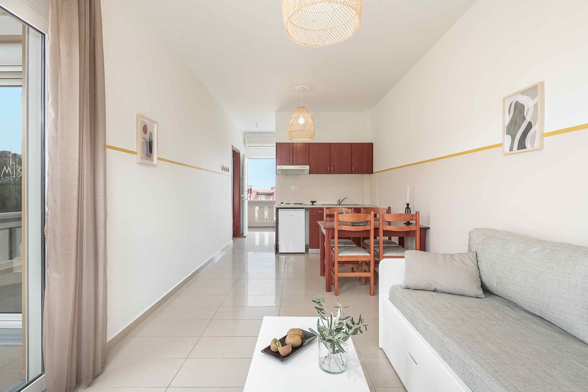 Artemis Apartments - DLXST - 10