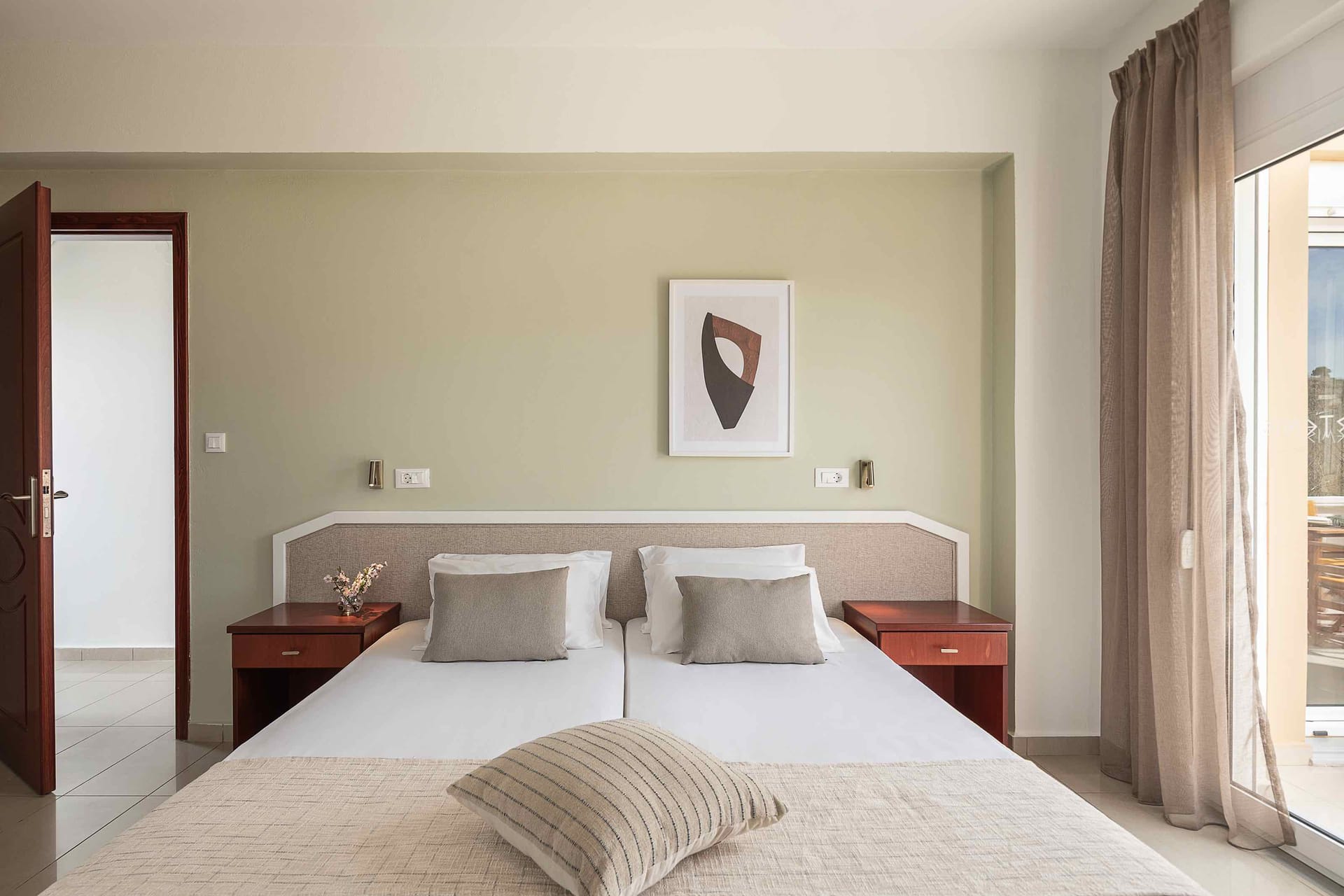 Artemis Apartments - DLXST - 6