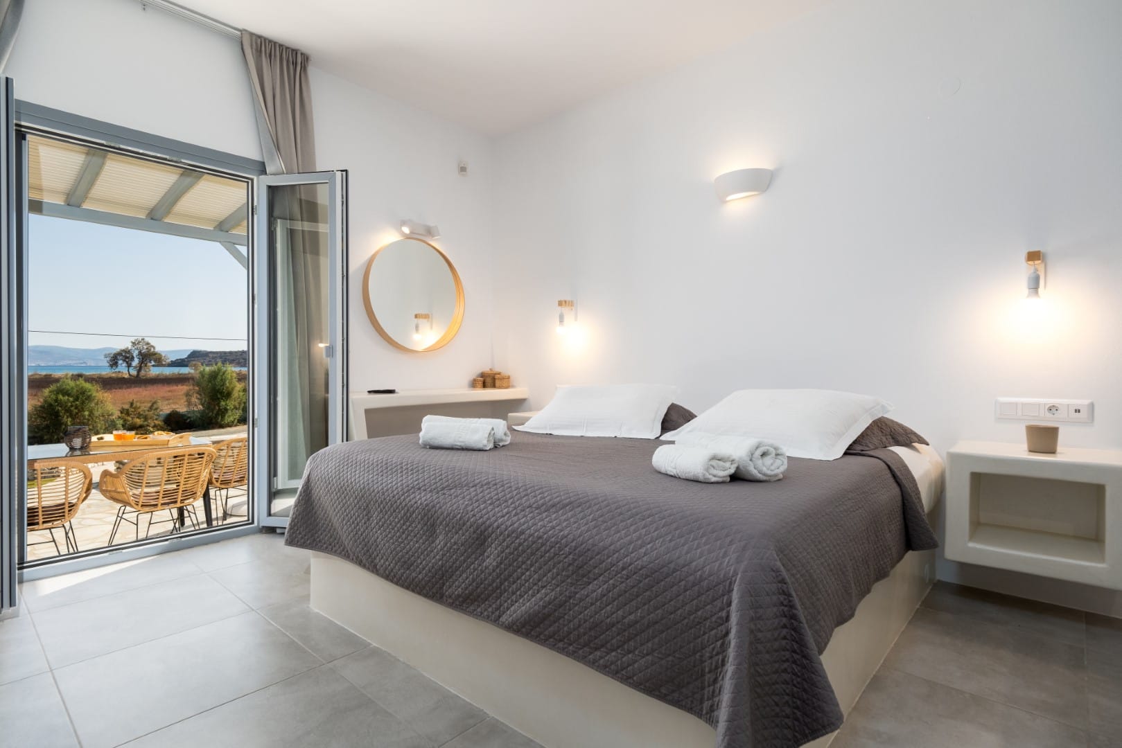 Anemones Studios & Suites - DELFAM - 6