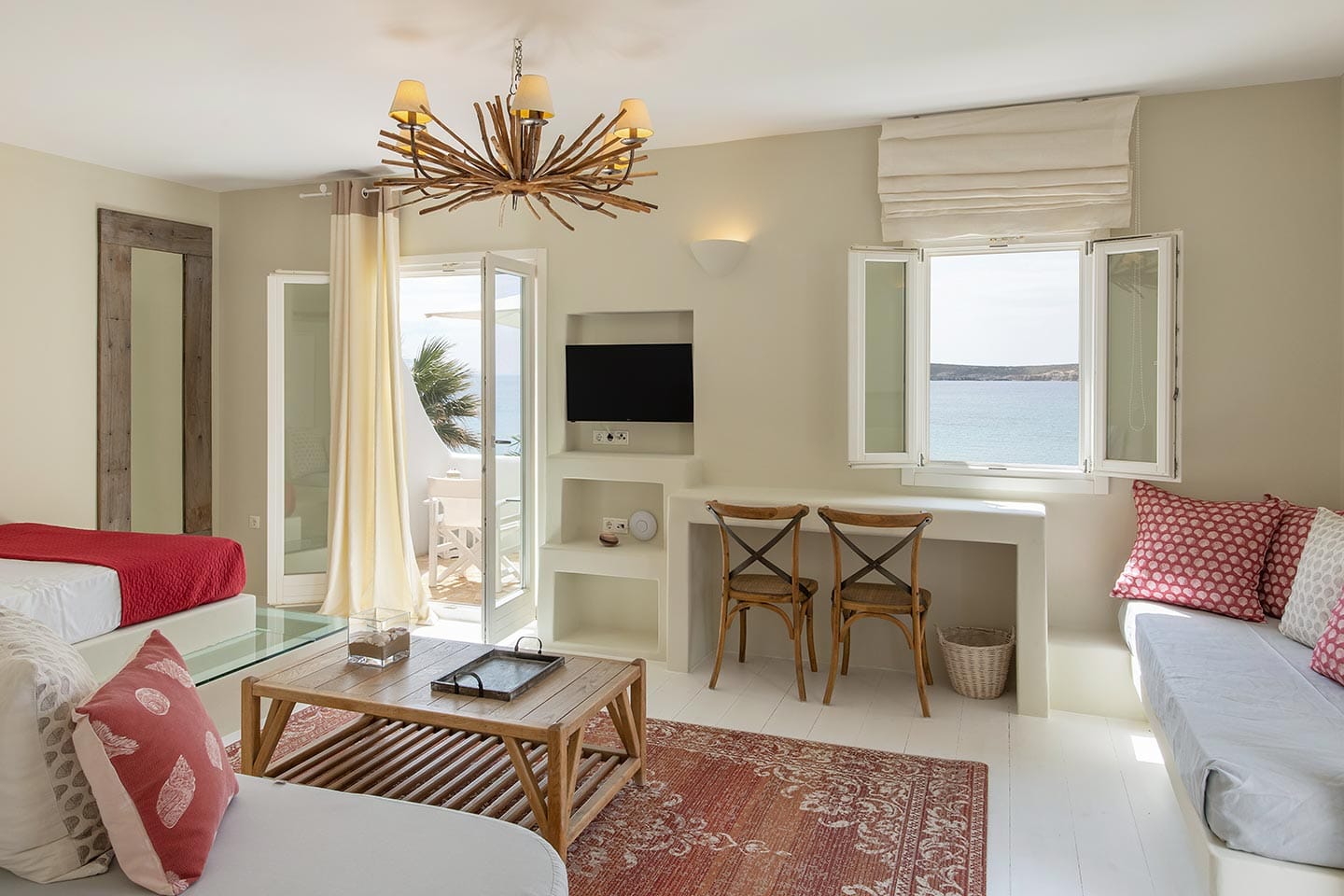 Seafront Junior Deluxe Suite